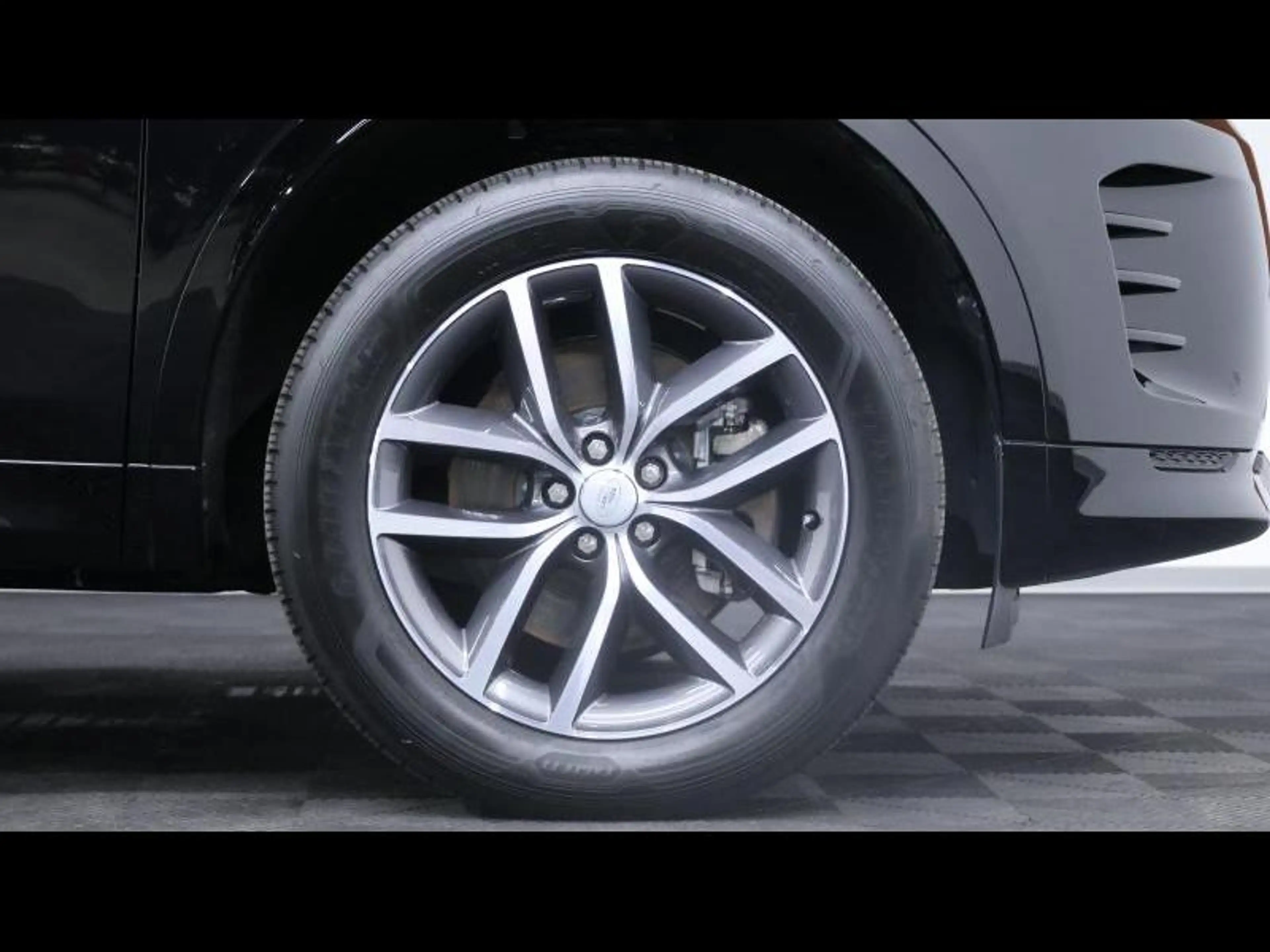 Land Rover Discovery Sport D165 DYNAMIC SE AWD Auto — photo 9