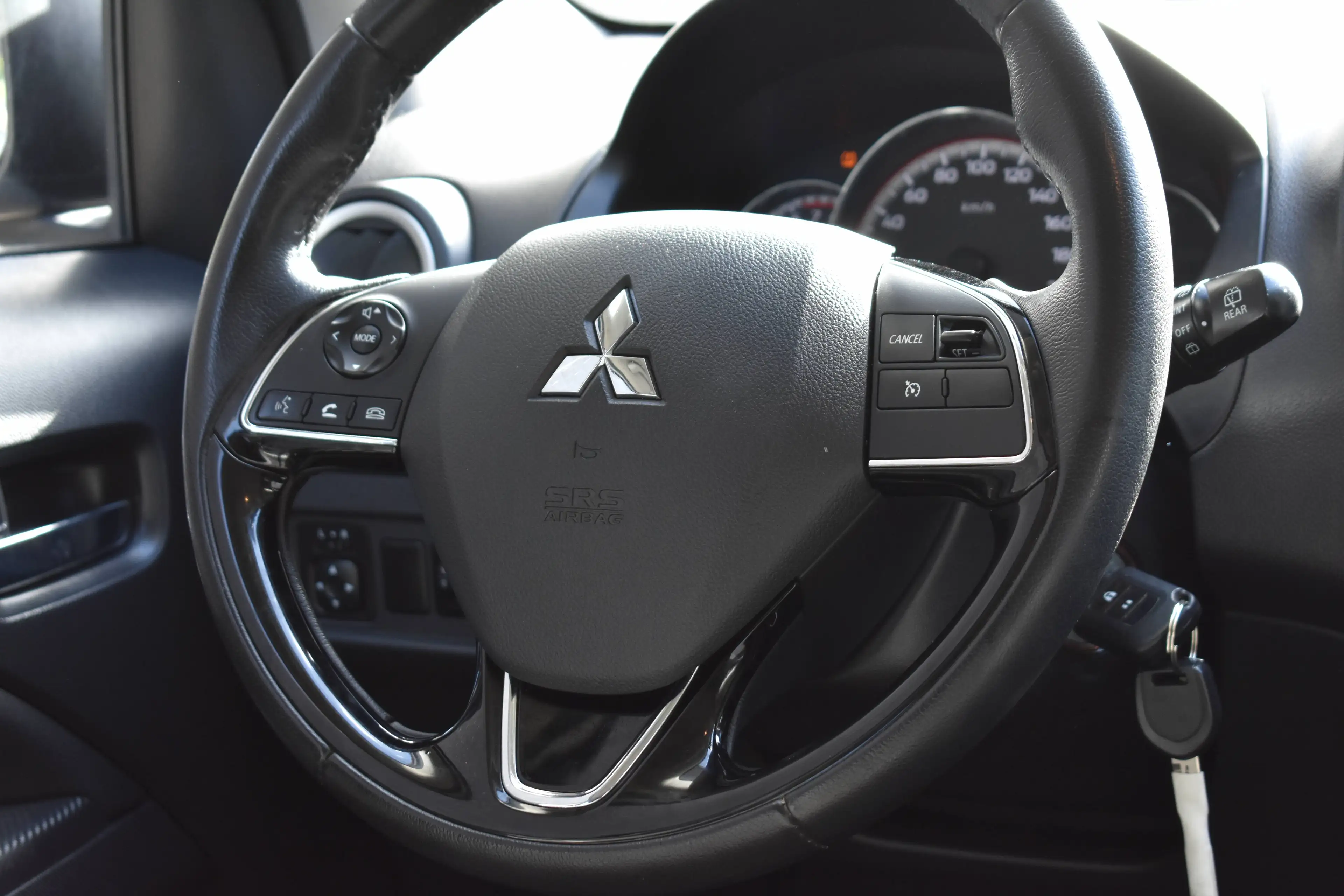 Mitsubishi Space Star Space Star 1.2i Intense / CARPLAY / AUTO CLIM / GARANTIE  ! — photo 15