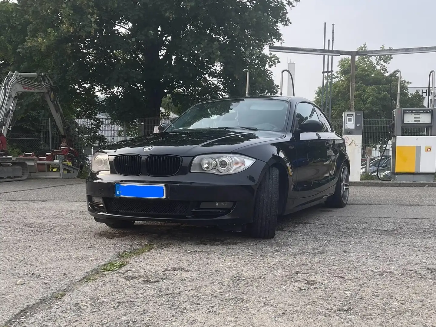 BMW 120 120d Coupe Schwarz - 1