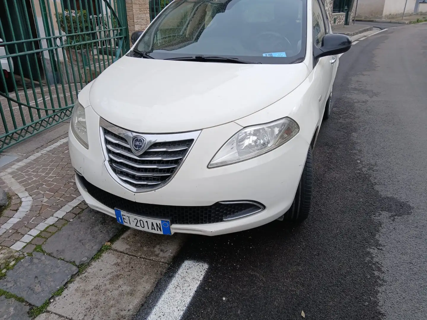Lancia Ypsilon t.air+Elefantino+ecochic+metano+80cv Bianco - 2