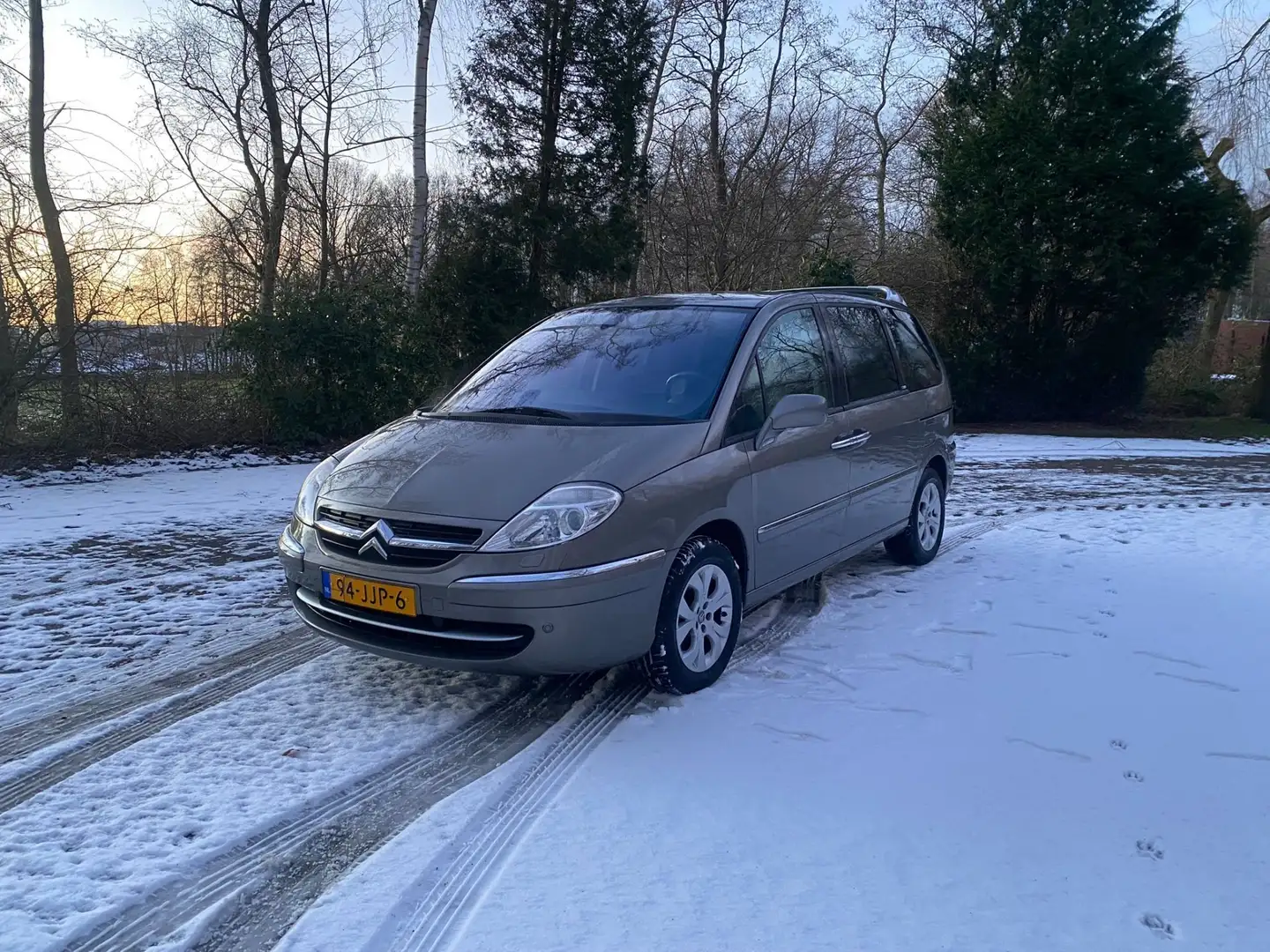 Citroen C8 2.0 HDiF Exclusive Brązowy - 1