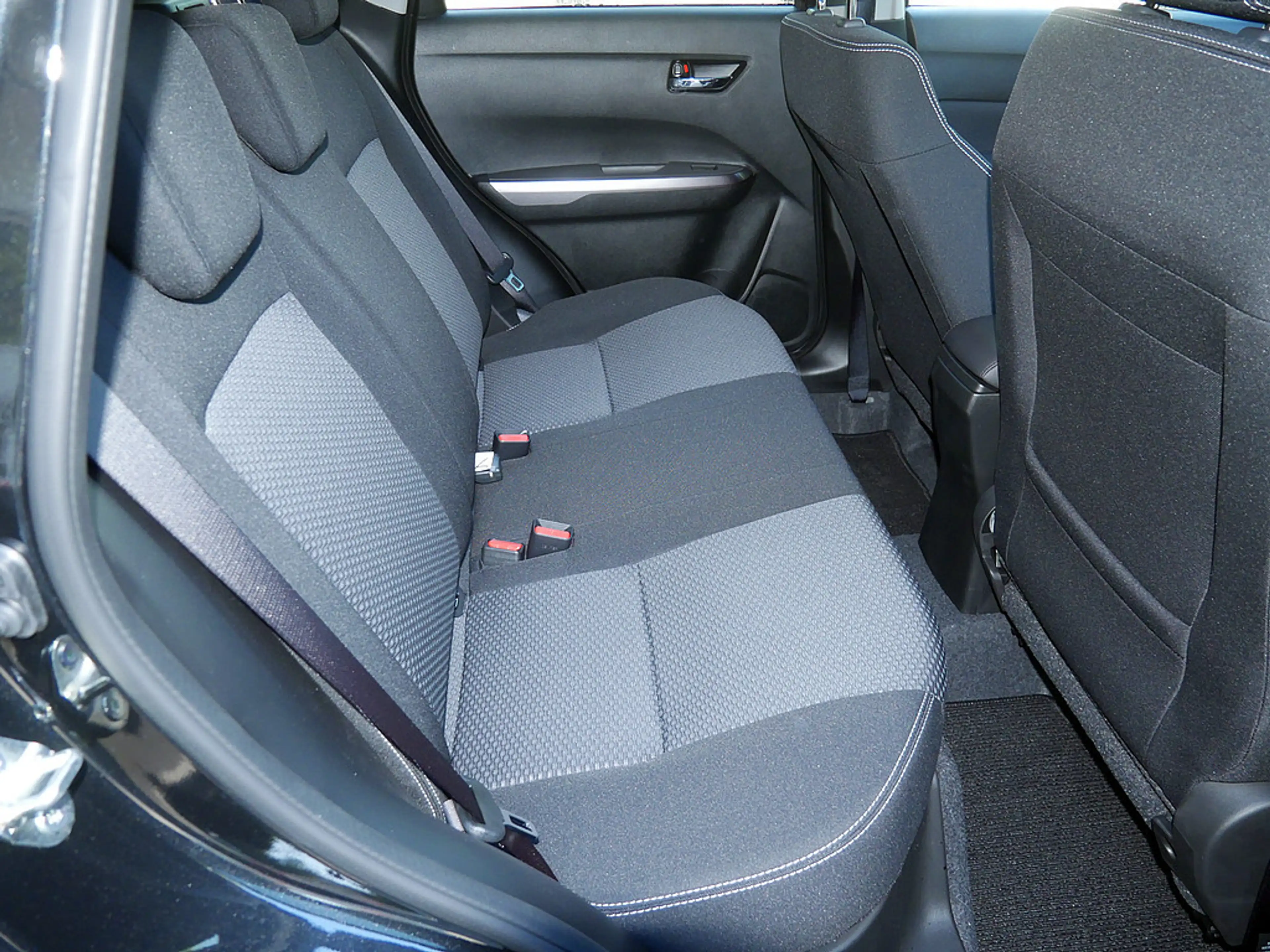 Suzuki Vitara 1.4 Hybrid Allgrip Comfort SHZ ACC LED — photo 10