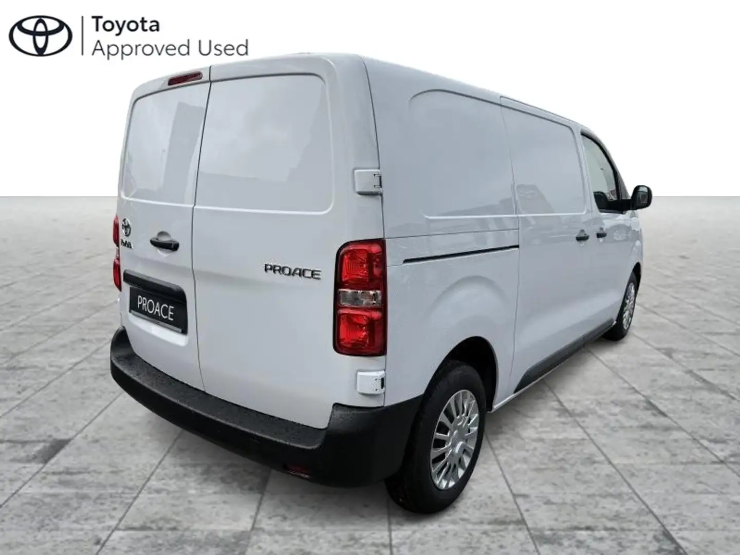 Toyota Proace MEDIUM 2.0L Diesel 144hp MT Co Wit - 2