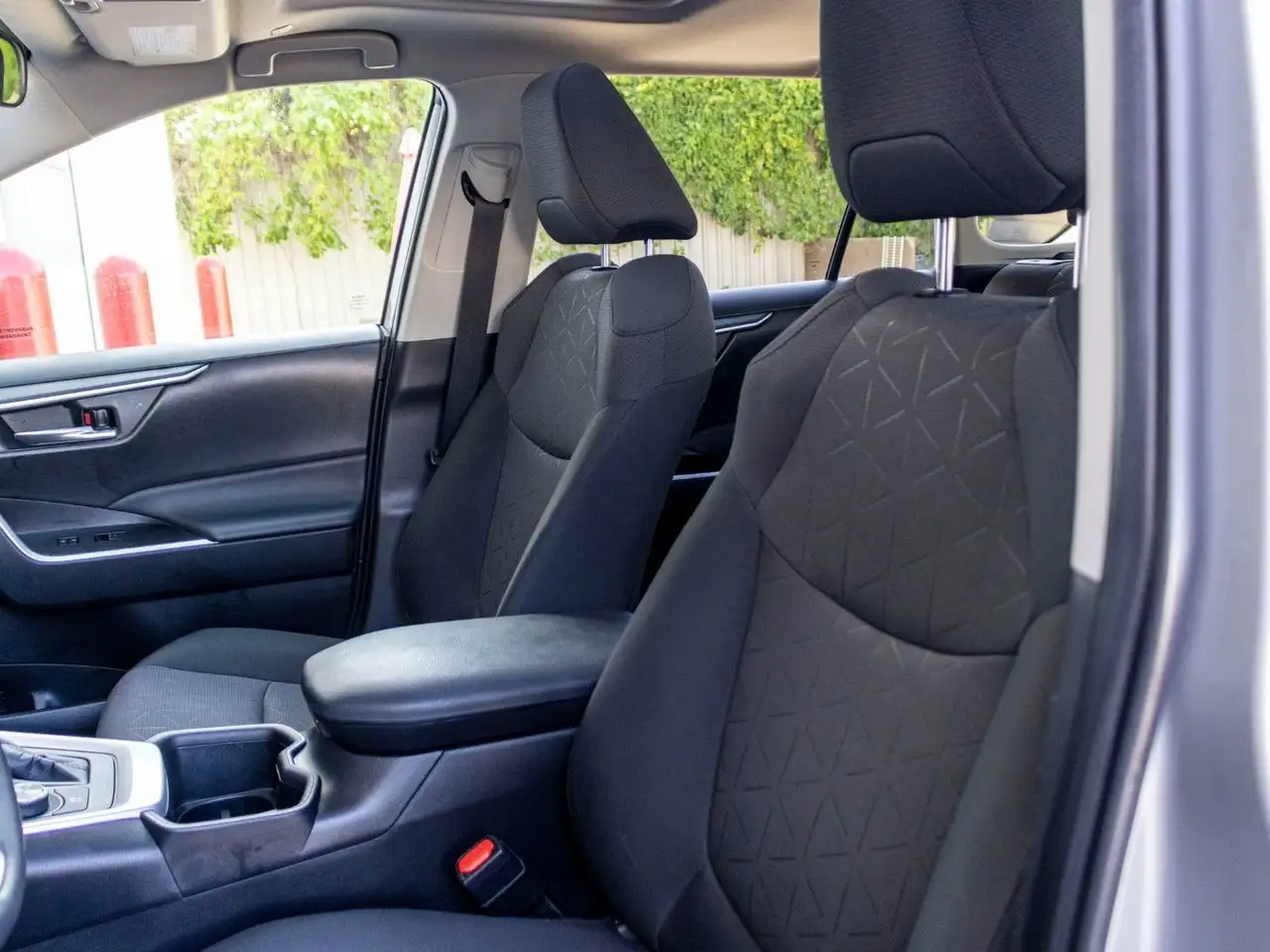 Toyota RAV 4 photo Toyota RAV 4
