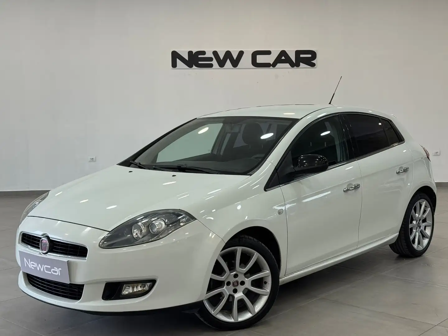 Fiat Bravo Bravo 1.6 MJT 105 CV DPF Easy Bianco - 2