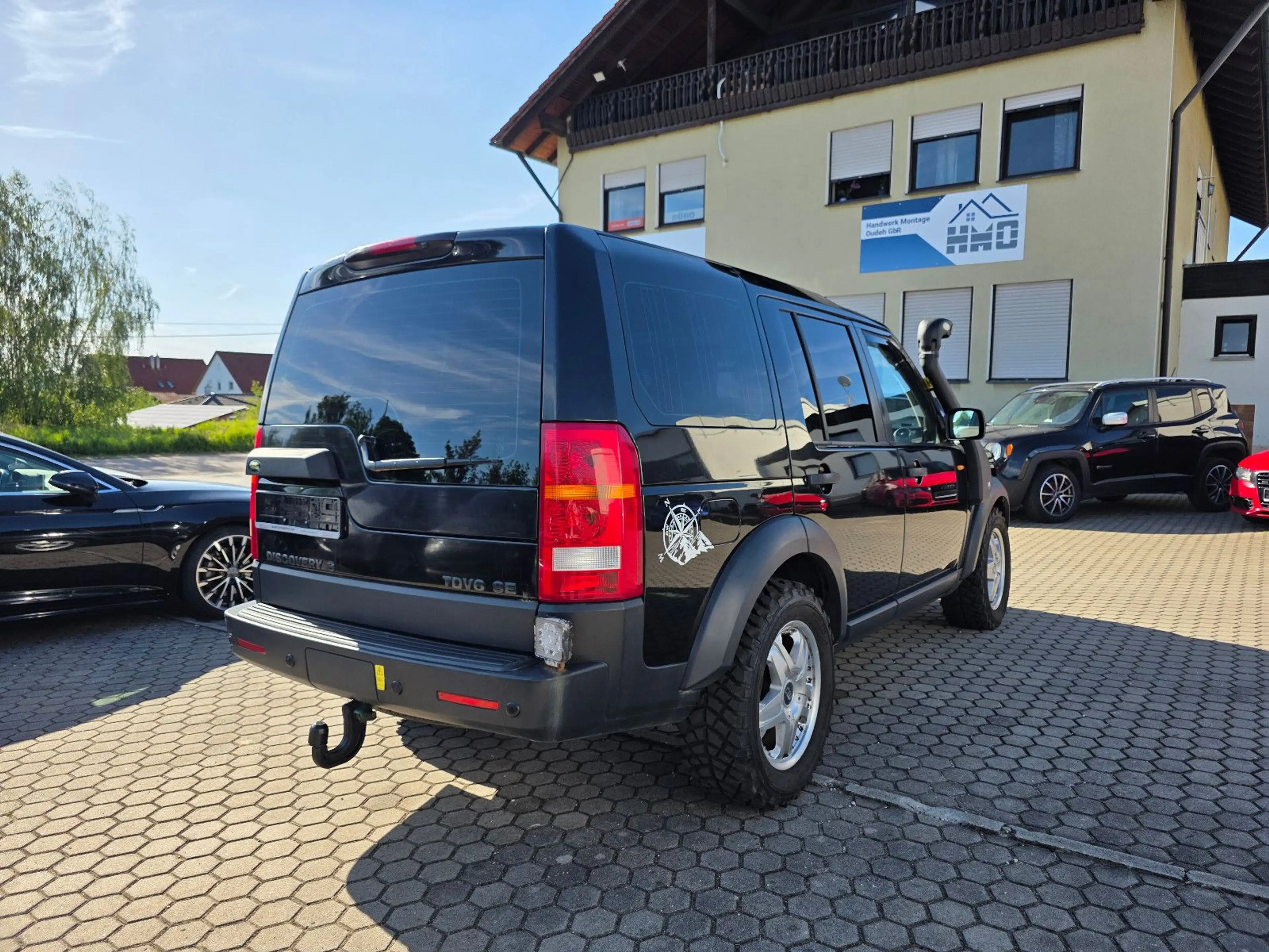Land Rover Discovery V6 TD S — photo 8