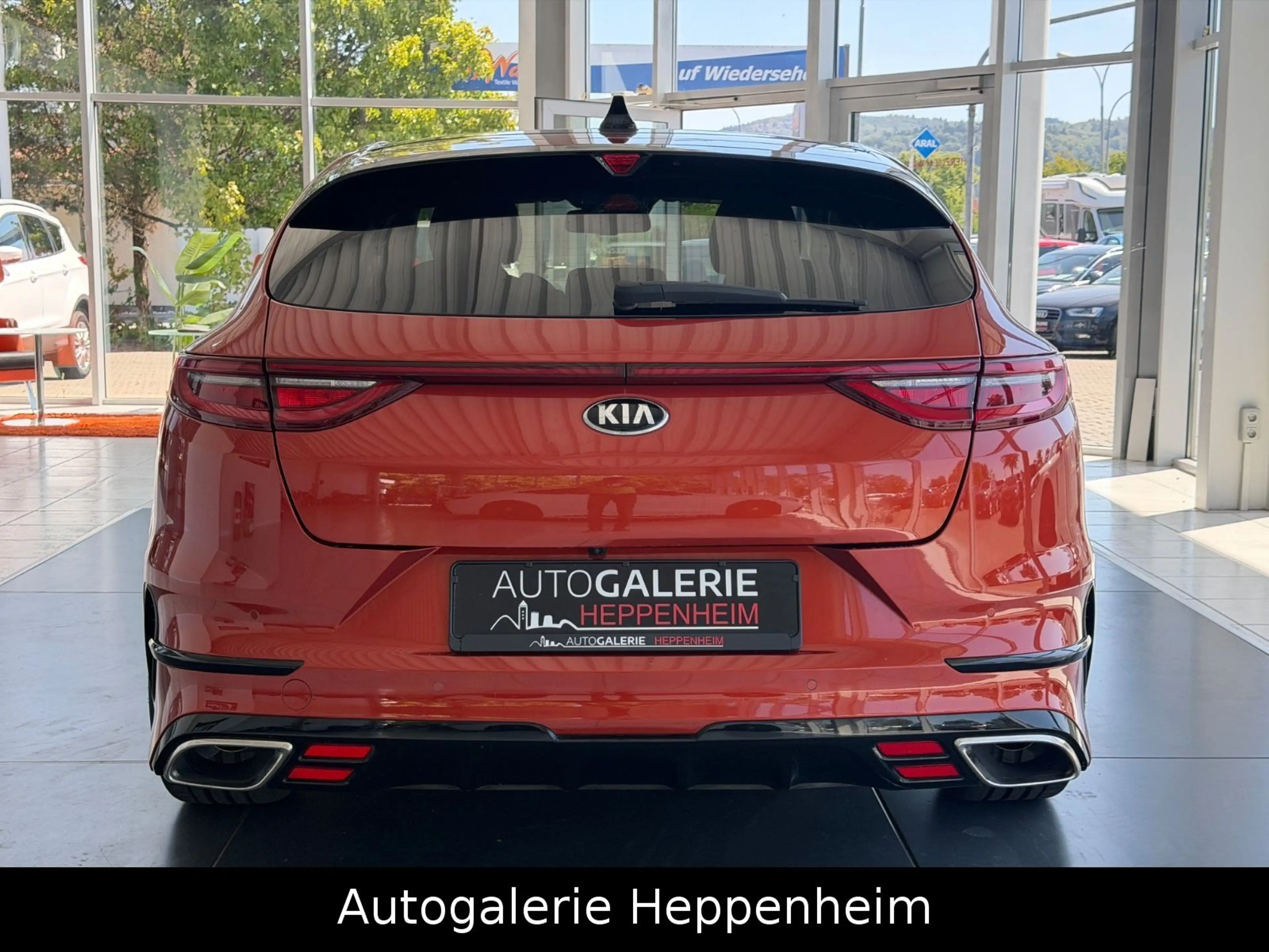 Kia ProCeed / pro_cee'd ProCeed GT — photo 6