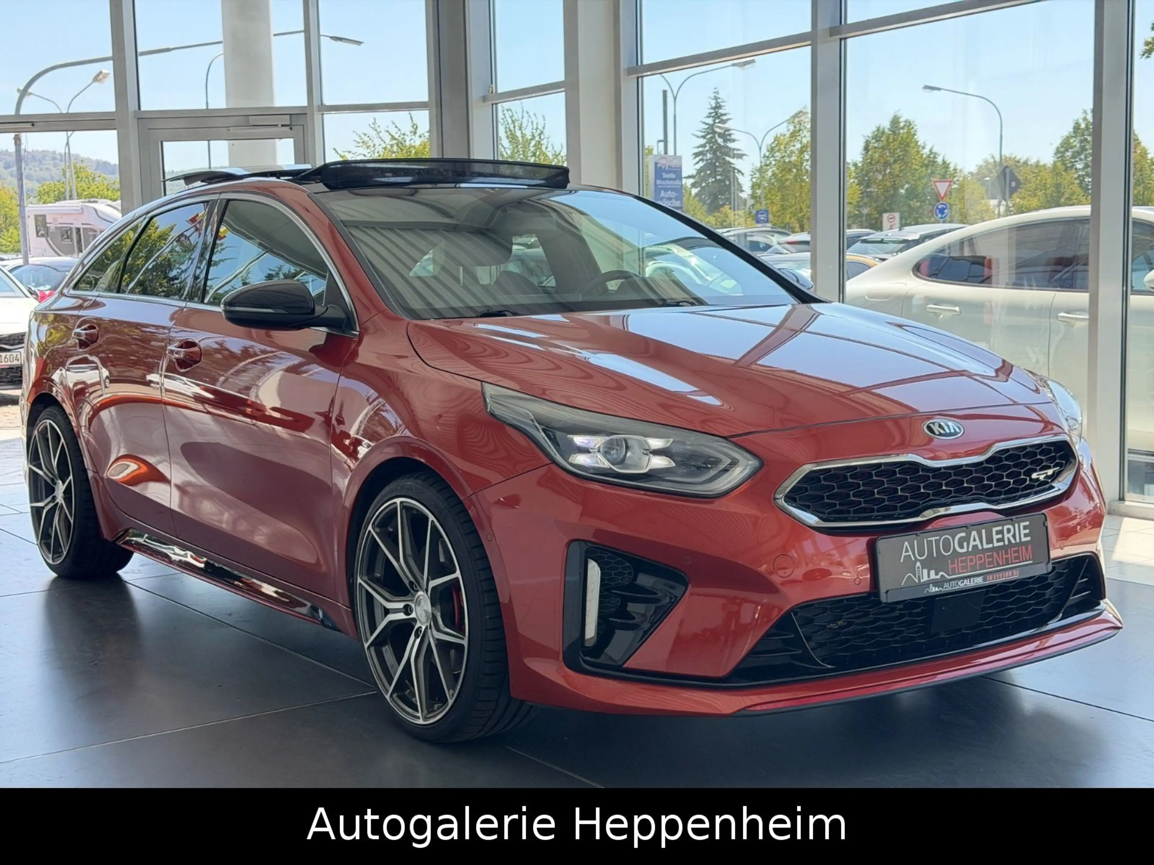 Kia ProCeed / pro_cee'd ProCeed GT — photo 3
