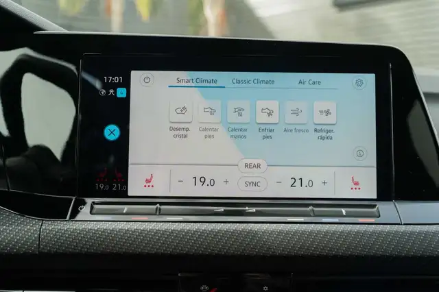 Volkswagen Golf view 14