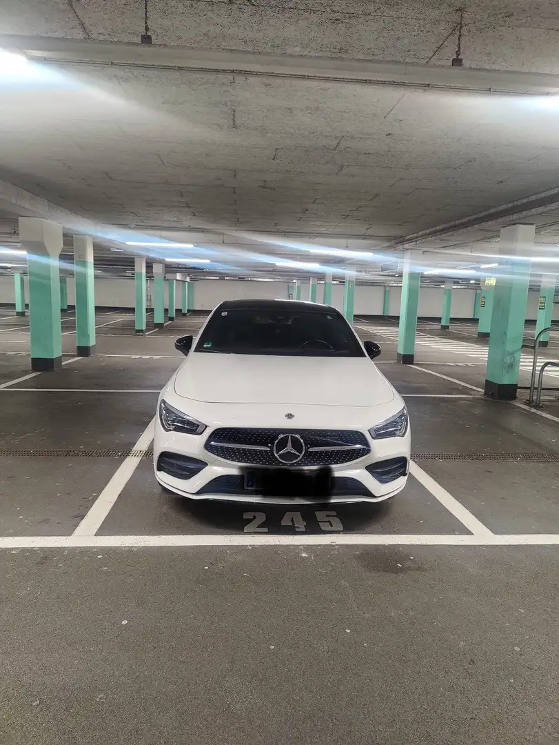 Mercedes-Benz CLA 250 250e PHEV Aut. - 1