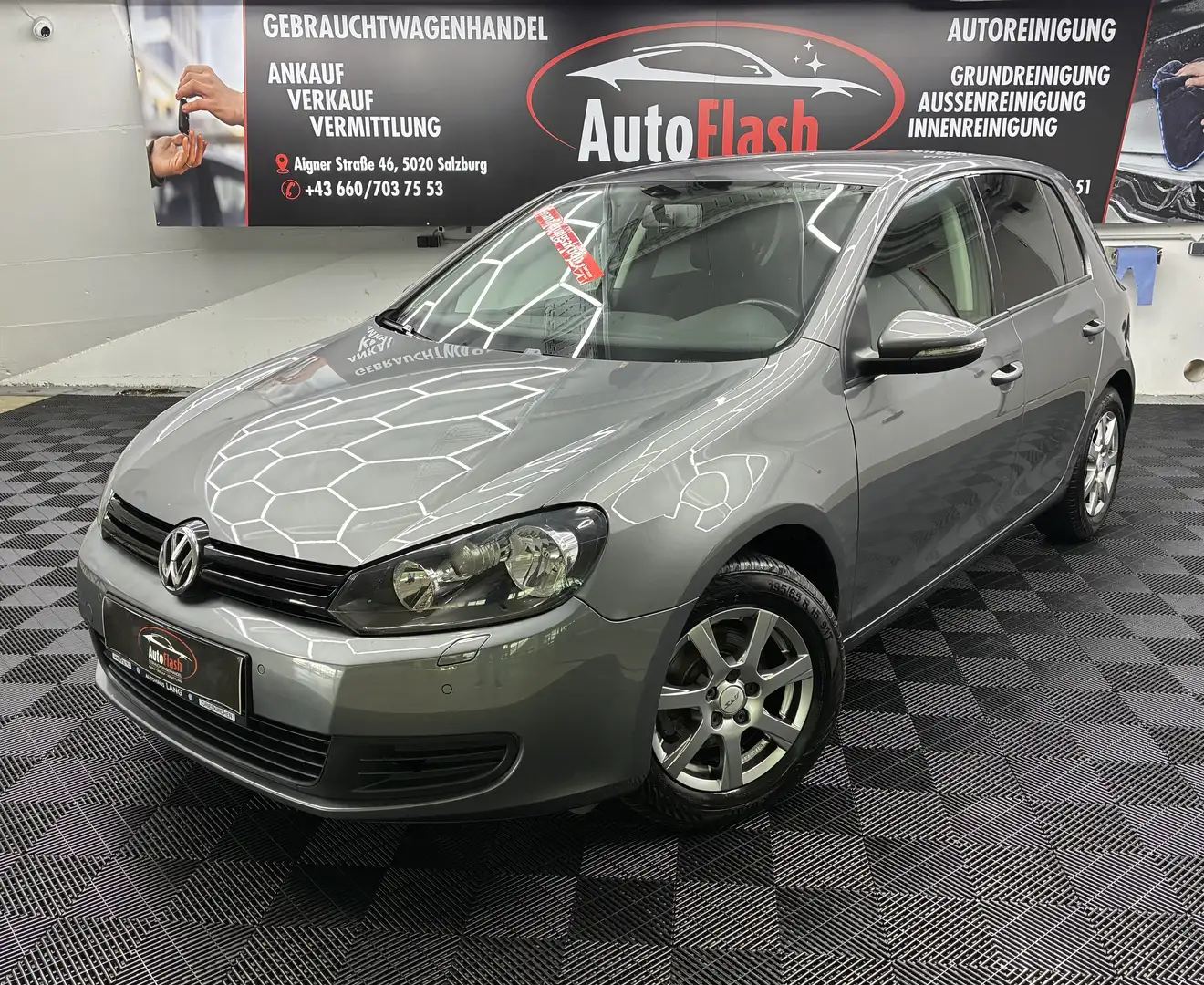 Volkswagen Golf Trendline Pickerl Neu! Grau - 1