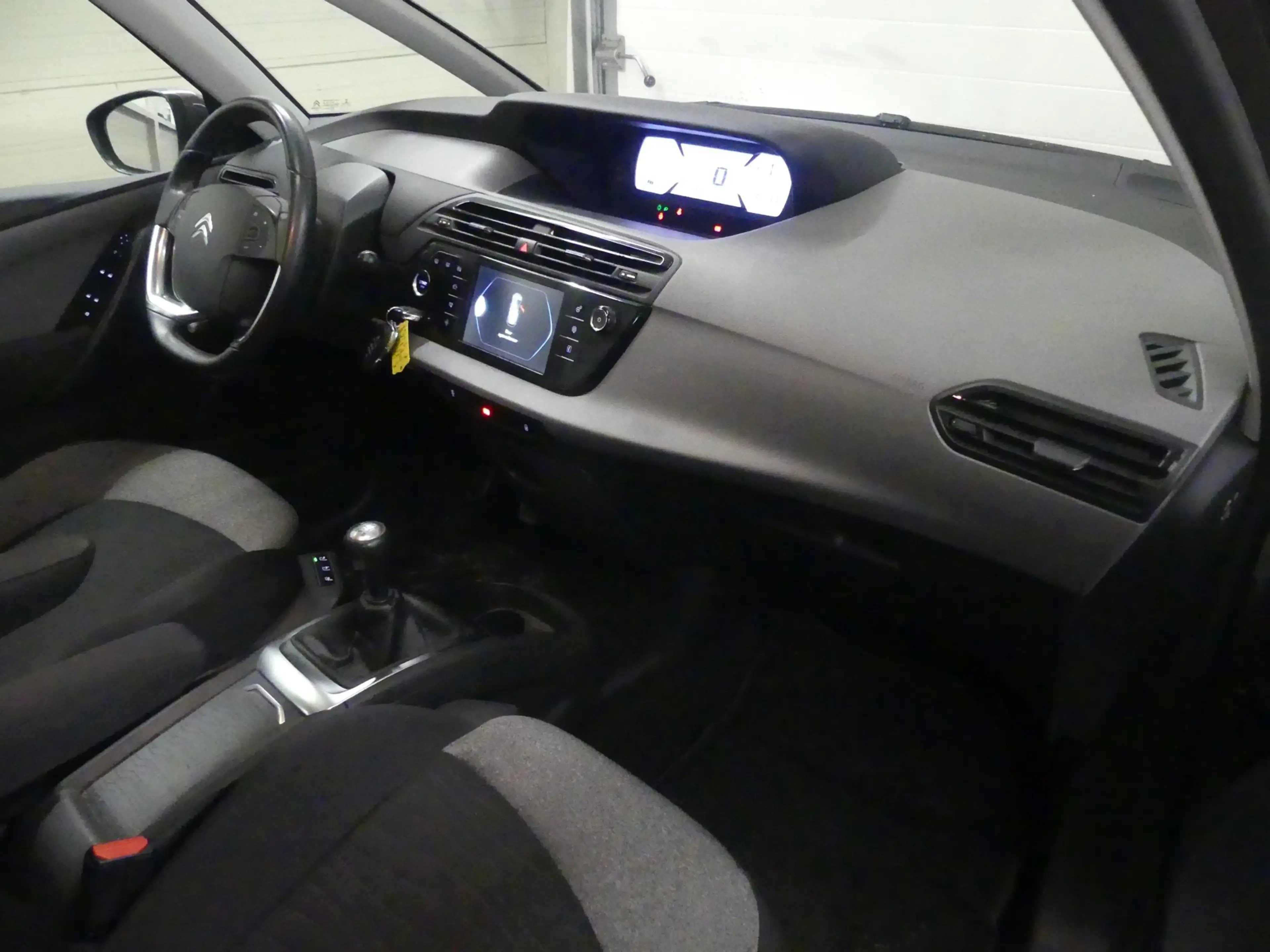 Citroen C4 Picasso 1.2 PureT Selection - Navigatie - Keurig Onderhoud — photo 11