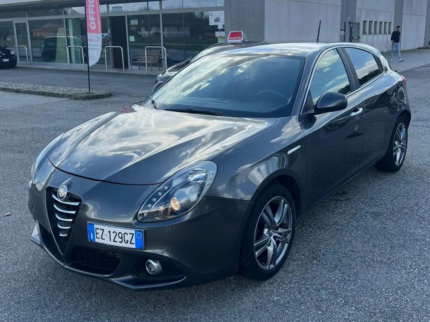 Alfa Romeo Giulietta Giulietta III 2010 1.6 jtdm Exclusive E5+ Grigio - 1