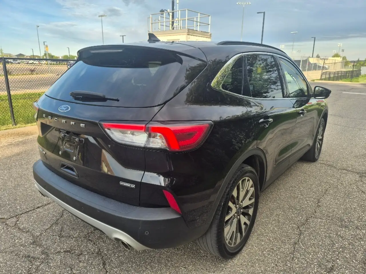 Ford Escape снимка Ford Escape