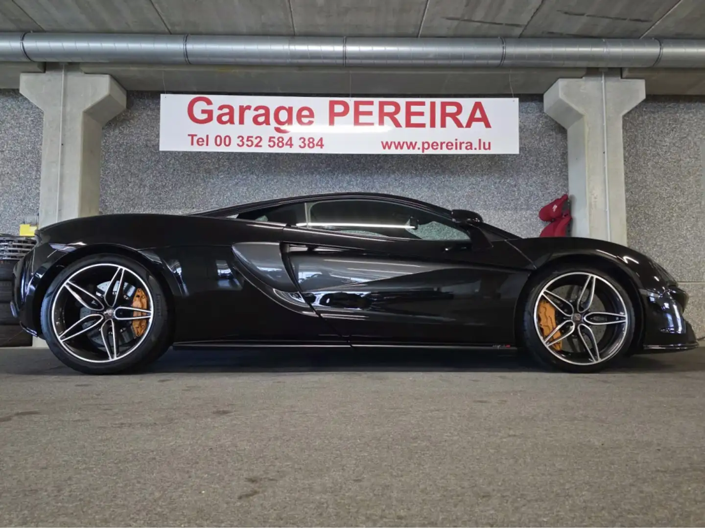 McLaren 570S CARBON KERAMIK LIFT Schwarz - 2