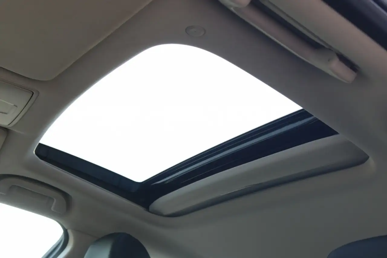 Acura TLX снимка Acura TLX