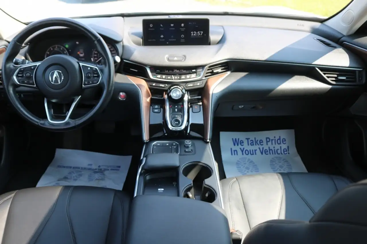 Acura TLX снимка Acura TLX