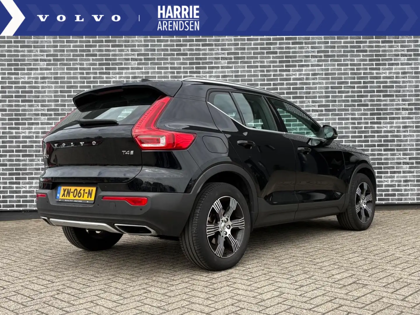 Volvo XC40 2.0 T4 Inscription | Adaptieve Cruise | Lederen be Zwart - 2