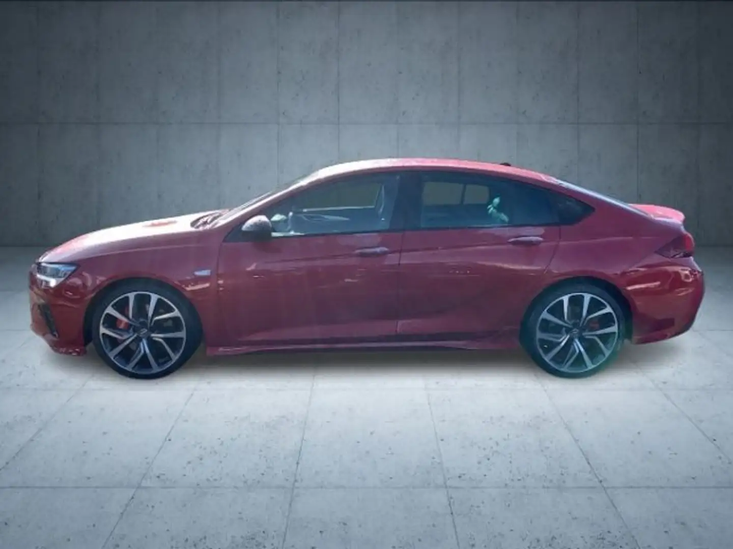 Opel Insignia Grand Sport GSi 4x4 2.0 SHT OPC Perform Красный - 2