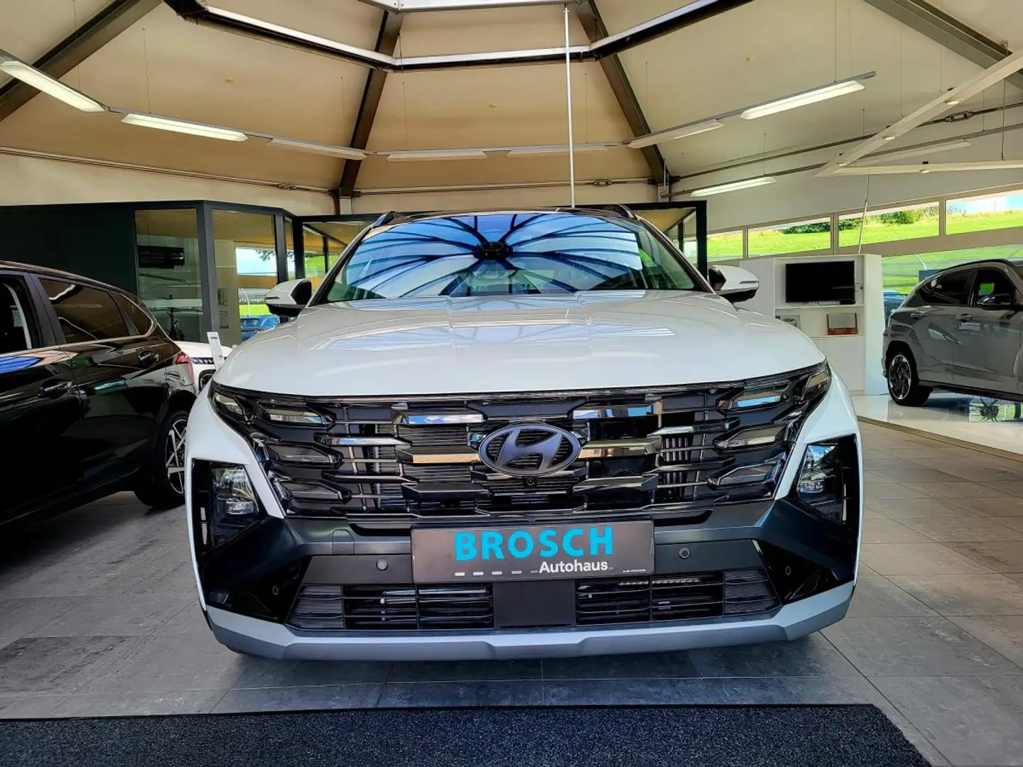 Hyundai TUCSON (NX) Hybrid Weiß - 1