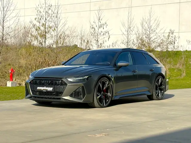 Audi RS6 Avant     green singularity loaded with carbon