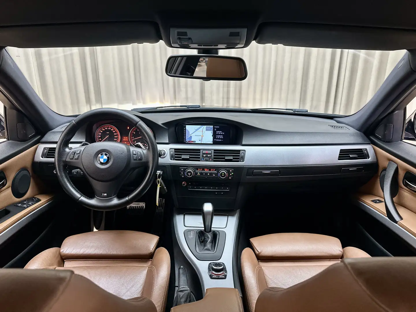 BMW 325 3-serie Touring 325i *Carbon M-Sport Edition* Orig Zwart - 2