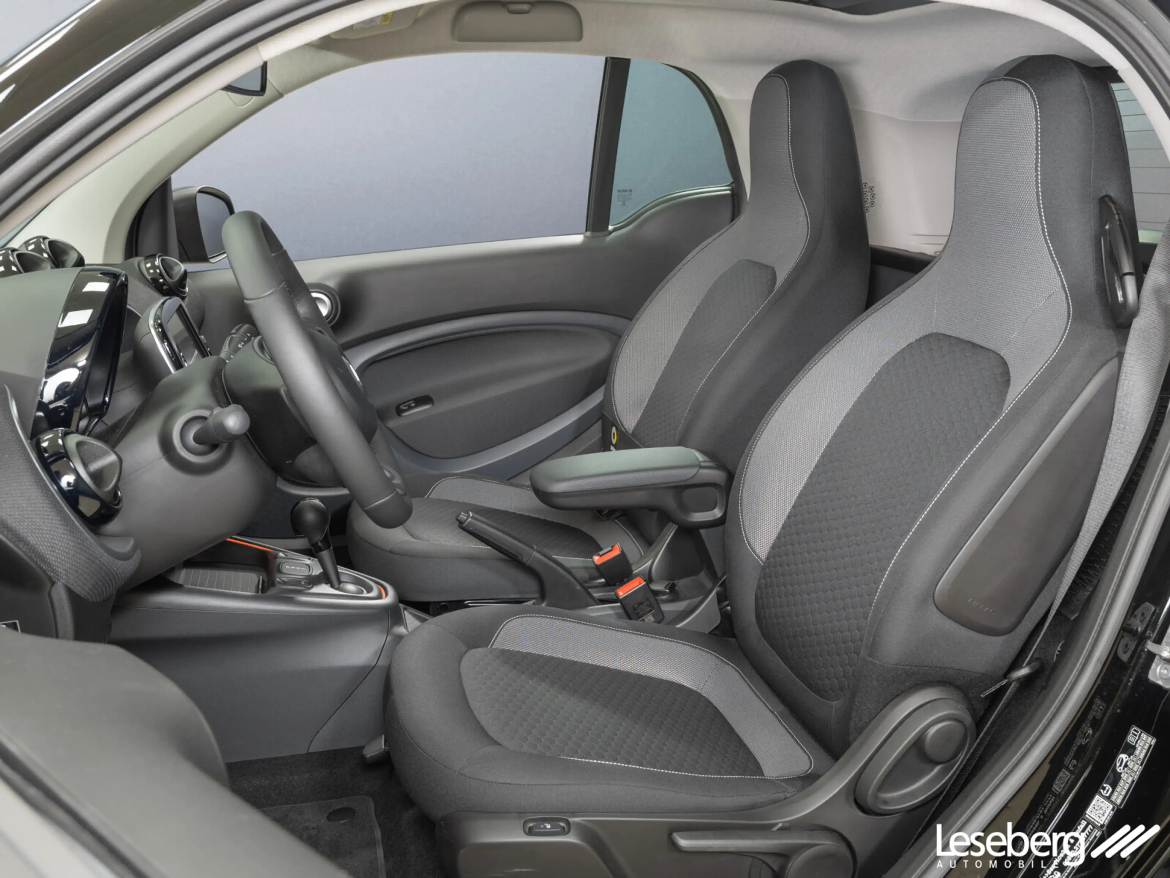 smart forTwo ForTwo Coupé EQ Passion LED/22kW/Pano/Kamera/DAB — photo 12