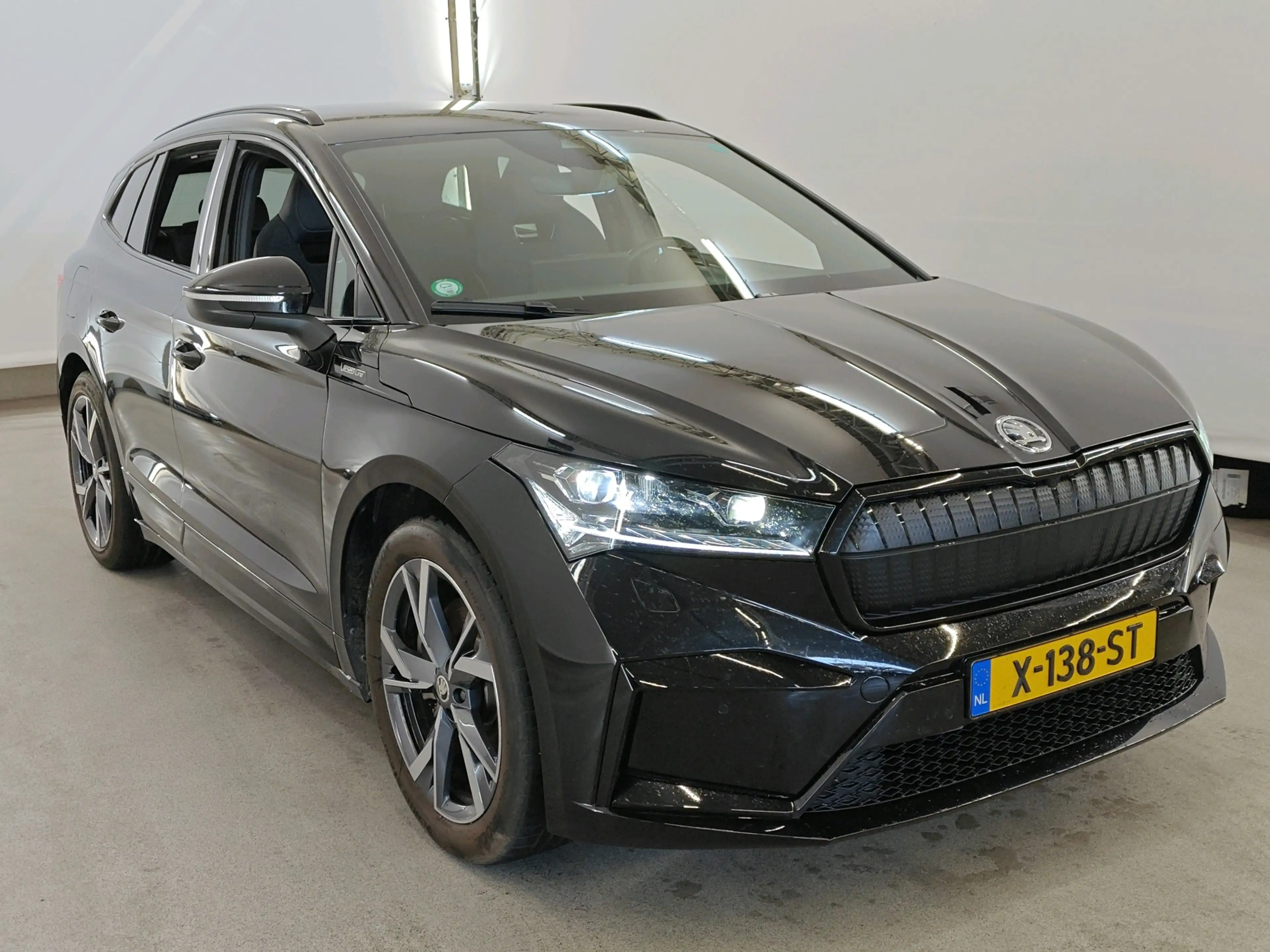 Skoda Enyaq 85 286pk Sportline | SOH 93% | Trekhaak wegklapbaa — photo 4