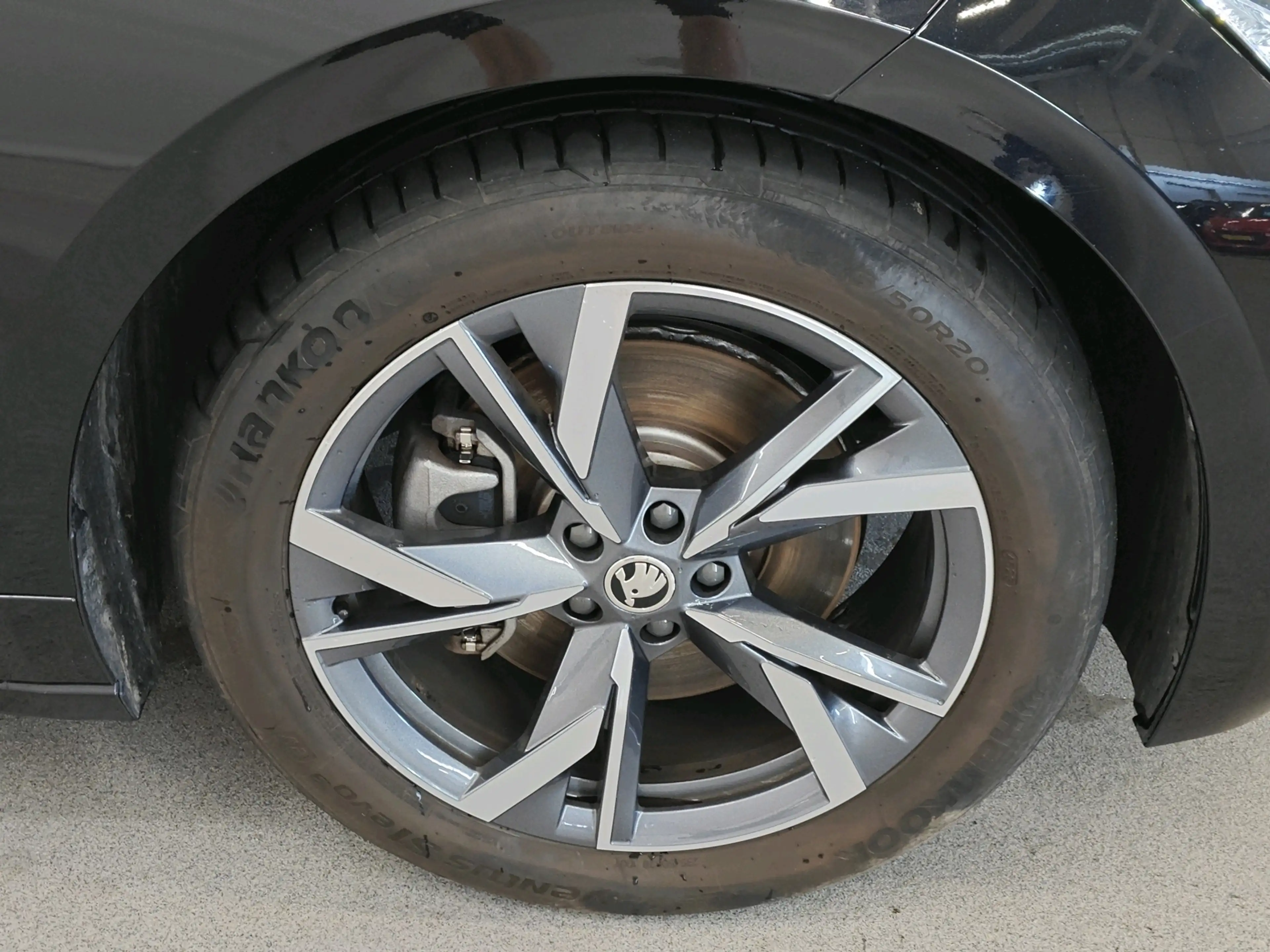 Skoda Enyaq 85 286pk Sportline | SOH 93% | Trekhaak wegklapbaa — photo 23