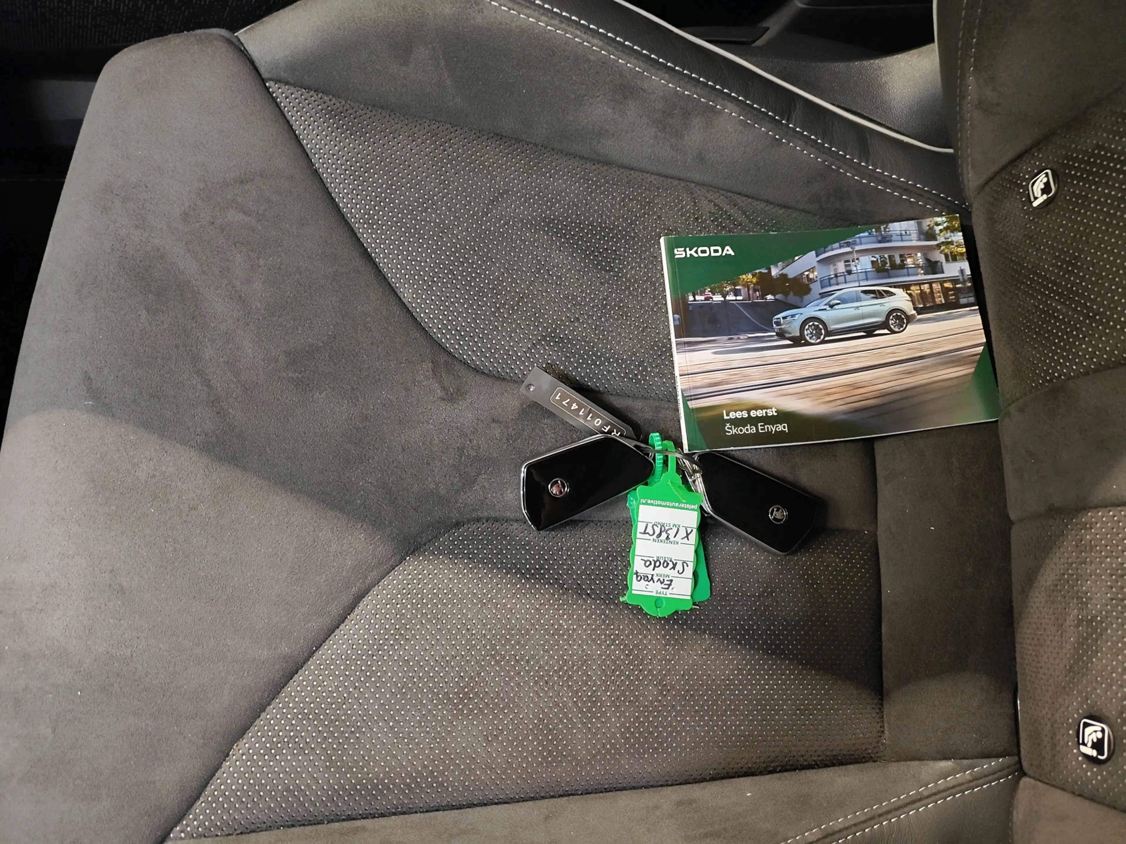 Skoda Enyaq 85 286pk Sportline | SOH 93% | Trekhaak wegklapbaa — photo 13