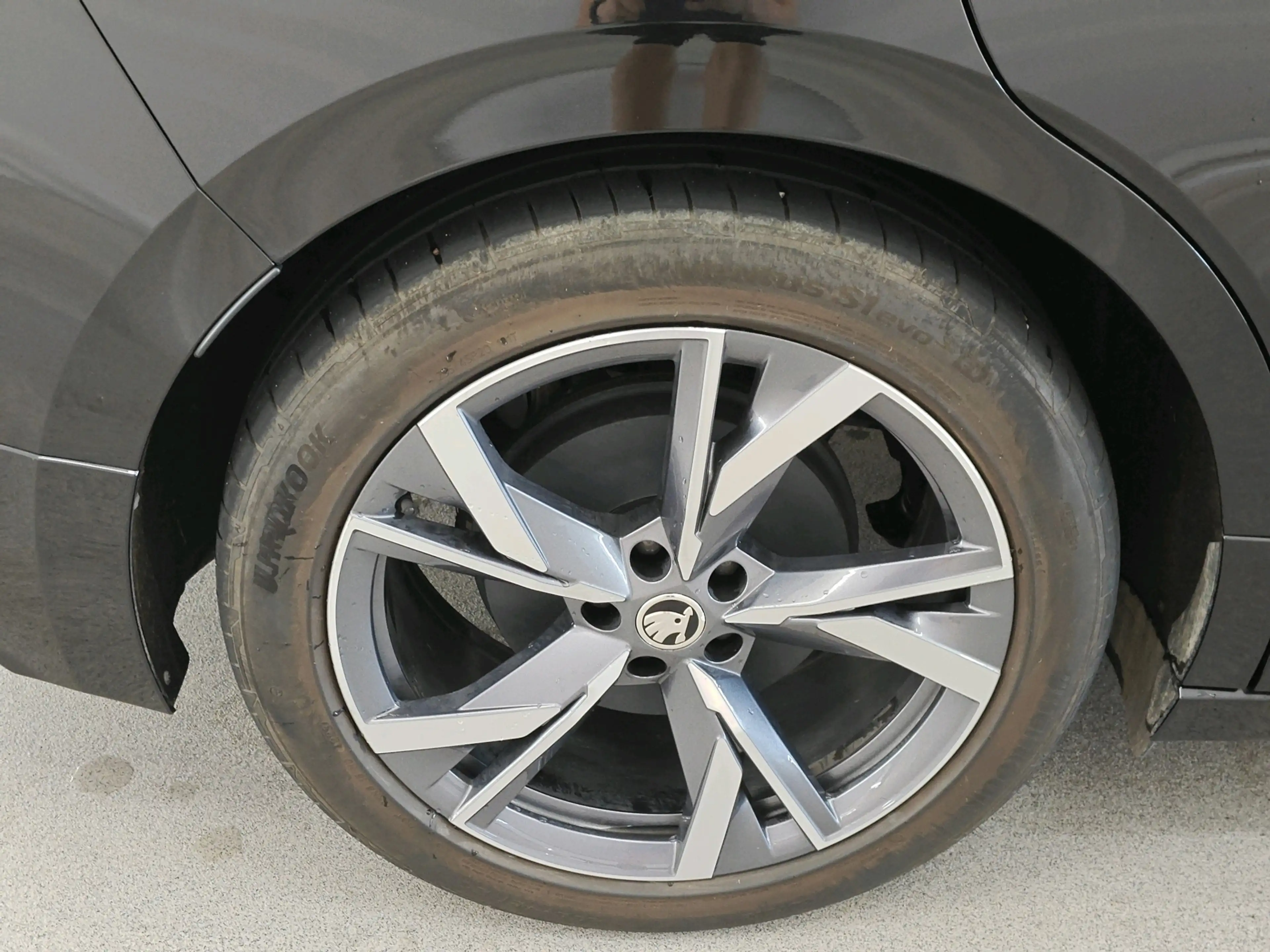 Skoda Enyaq 85 286pk Sportline | SOH 93% | Trekhaak wegklapbaa — photo 25