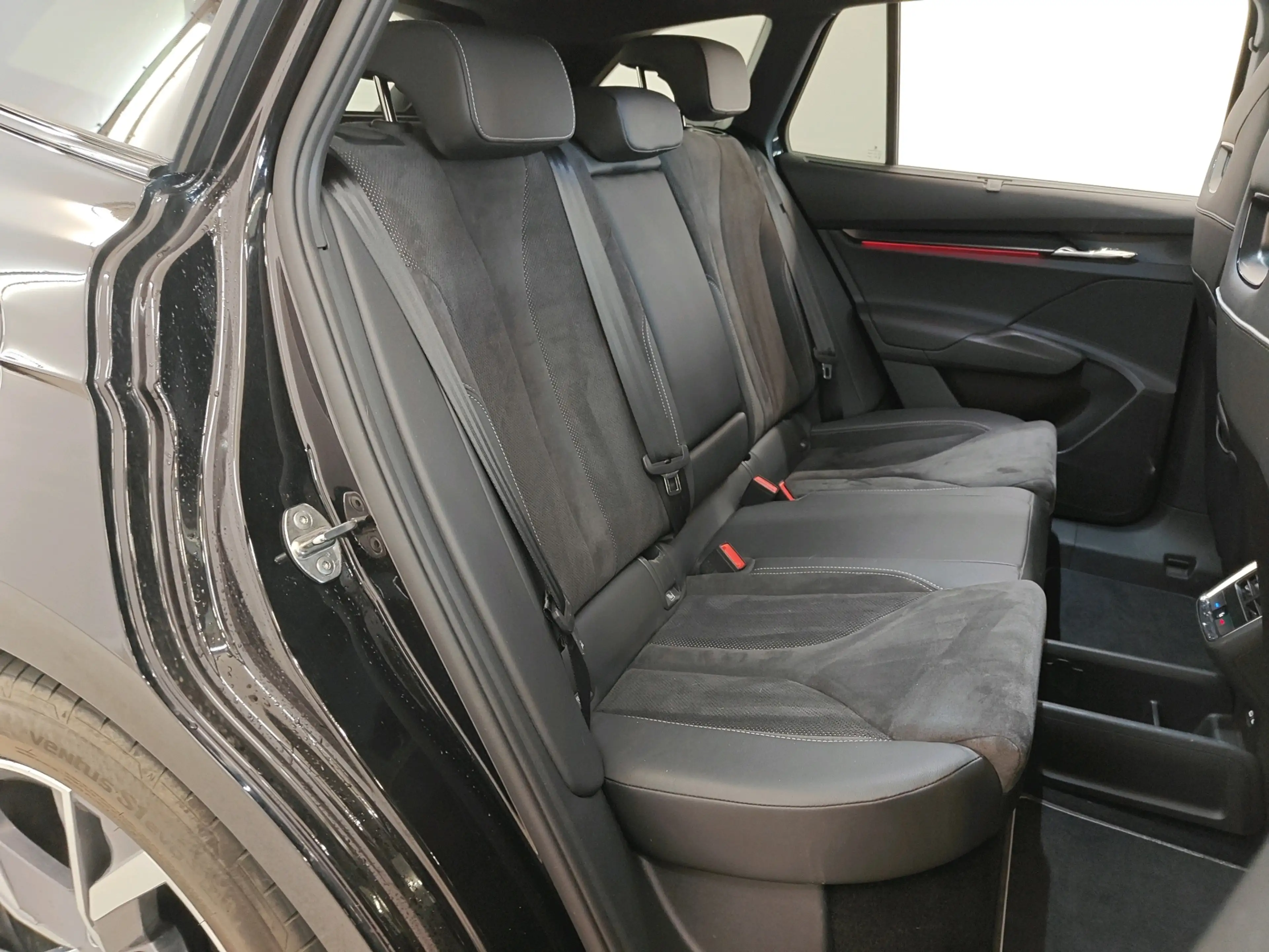 Skoda Enyaq 85 286pk Sportline | SOH 93% | Trekhaak wegklapbaa — photo 14