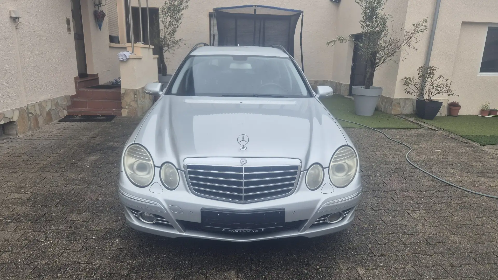 Mercedes-Benz E 280 E 280 T CDI Avantgarde Top Ausstattung Silber - 1