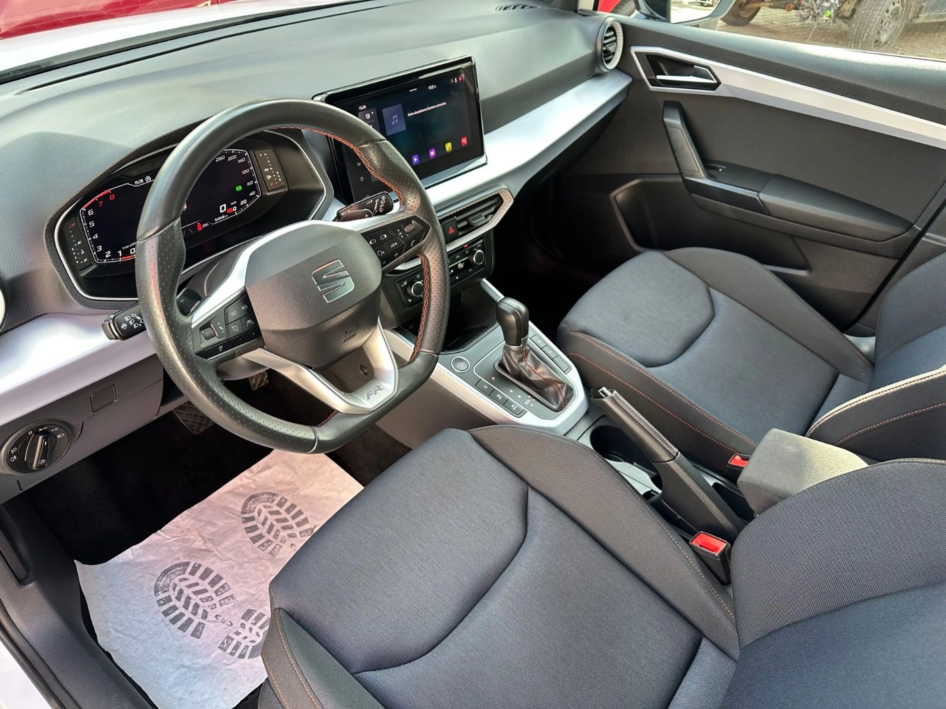 SEAT Arona FR/VIRTUAL/NAVI/SHZ/ACC/APPLE CP/KAM/PDC — photo 9