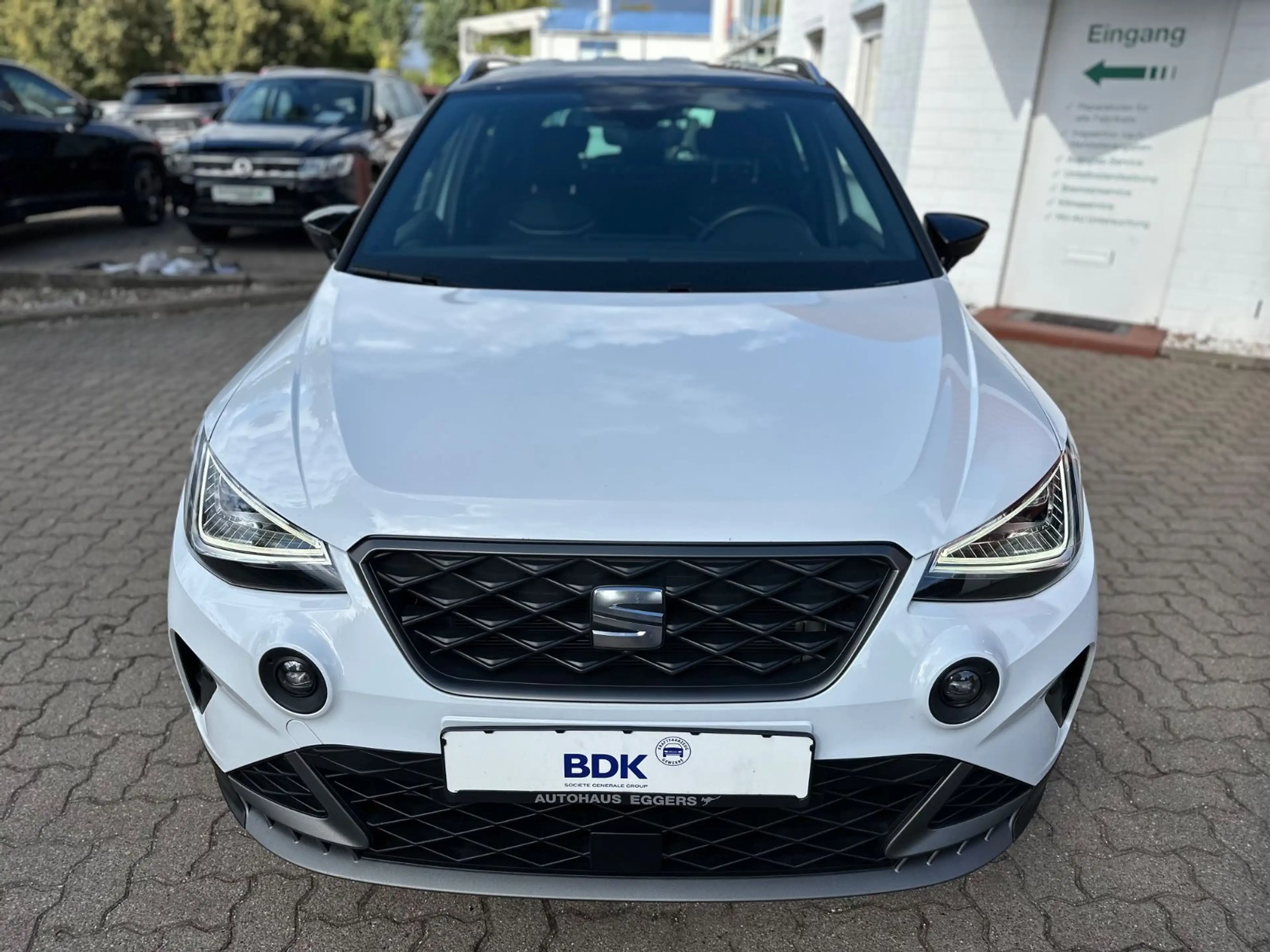 SEAT Arona FR/VIRTUAL/NAVI/SHZ/ACC/APPLE CP/KAM/PDC — photo 3