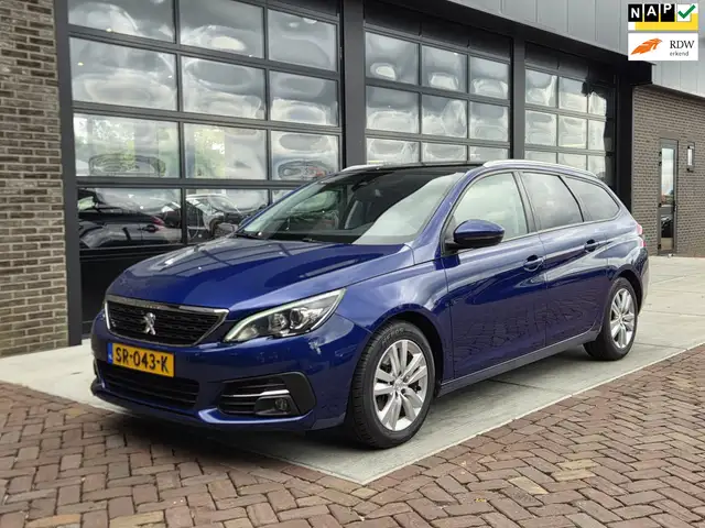 2018 Peugeot 308 in Blue for sale