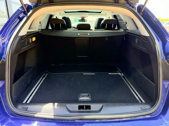 Peugeot 308 view 8