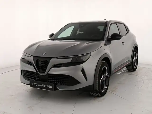 Alfa Romeo Junior 1.2 ibrida speciale 145cv edct6