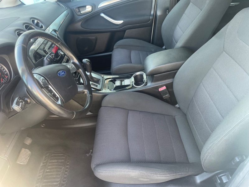 Ford S-Max S-MAX Titanium AUTOMATIK TÜV+SERVICE NEU ! — photo 5