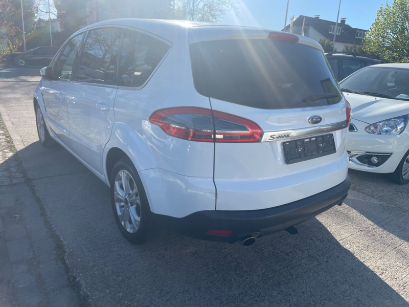 Ford S-Max S-MAX Titanium AUTOMATIK TÜV+SERVICE NEU ! — photo 2