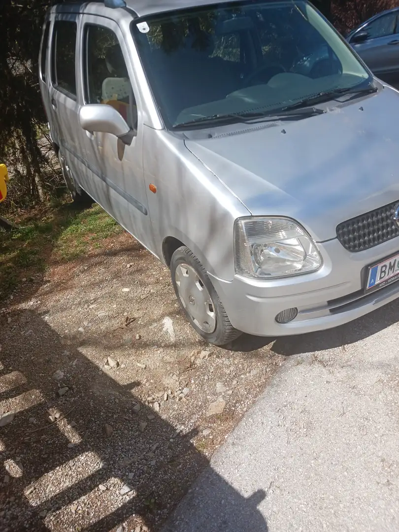 Opel Agila Agila 1,2-16V Basis Paket Basis Paket Silber - 1