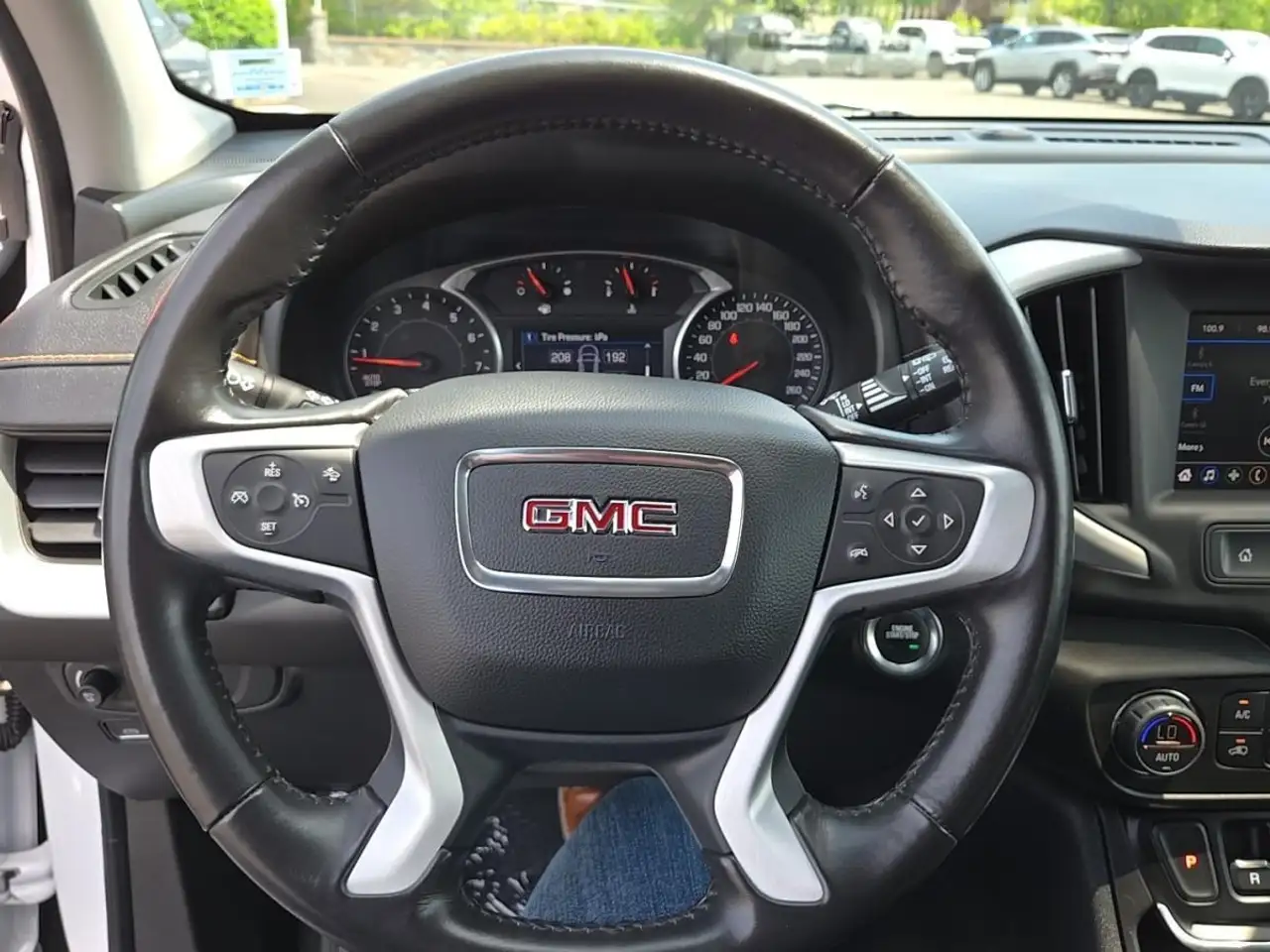 GMC Terrain снимка GMC Terrain