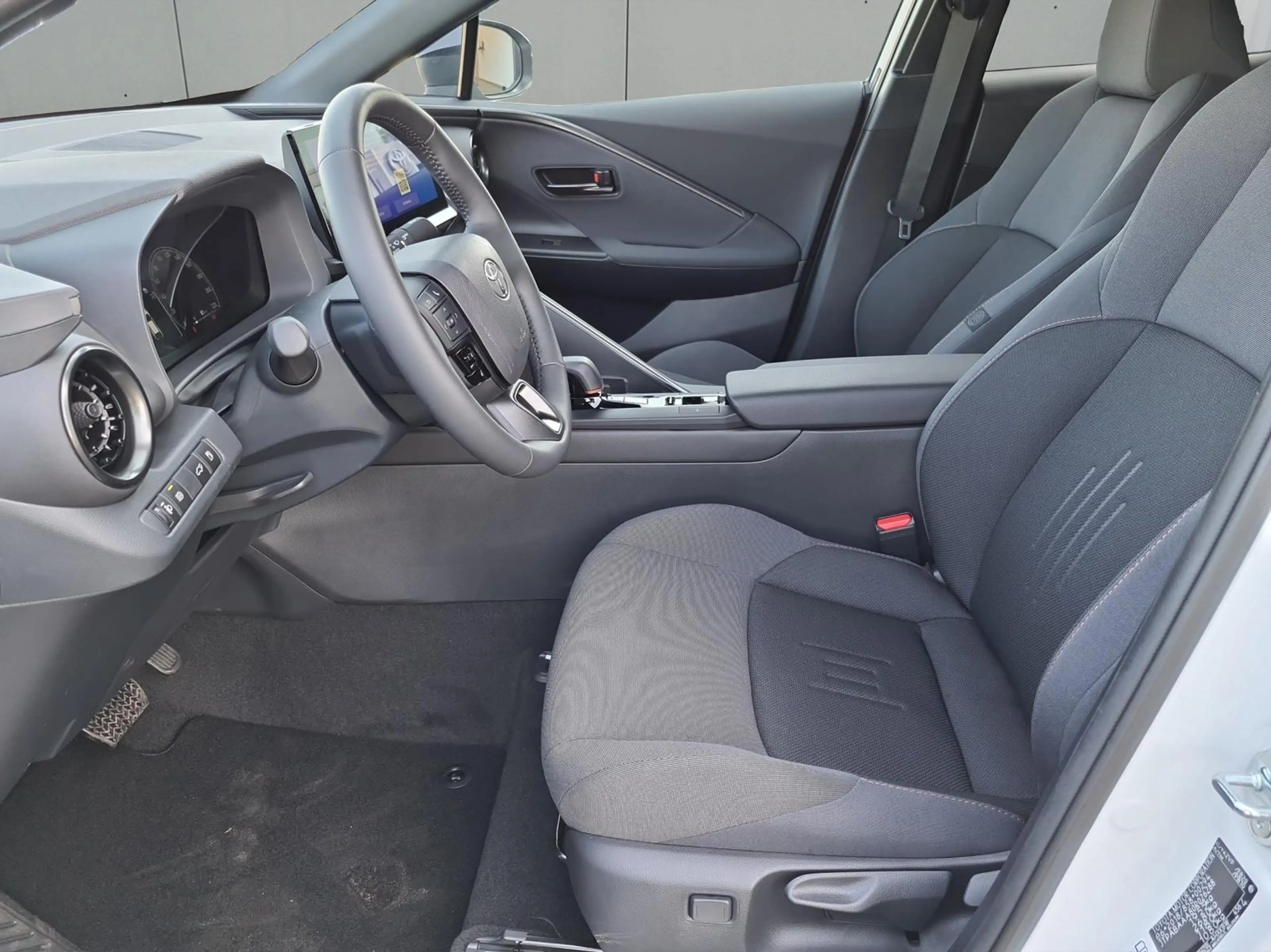 Toyota C-HR 1,8 Hybrid Teamplayer LED+SHZ+ACC+eHk — photo 10