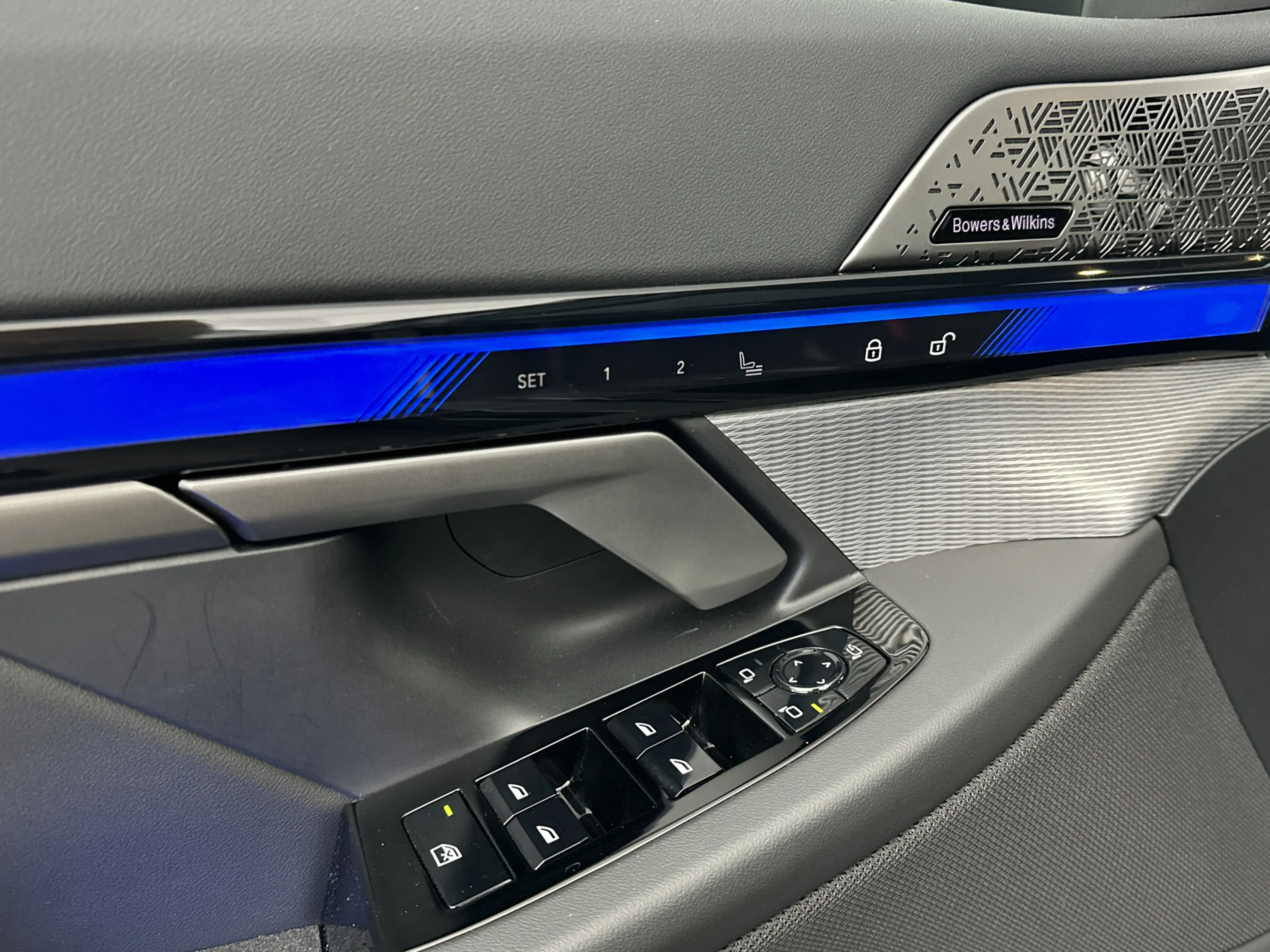 BMW i5 Touring eDrive40 M Sport Edition 84 kWh M-Sport Pr — photo 15