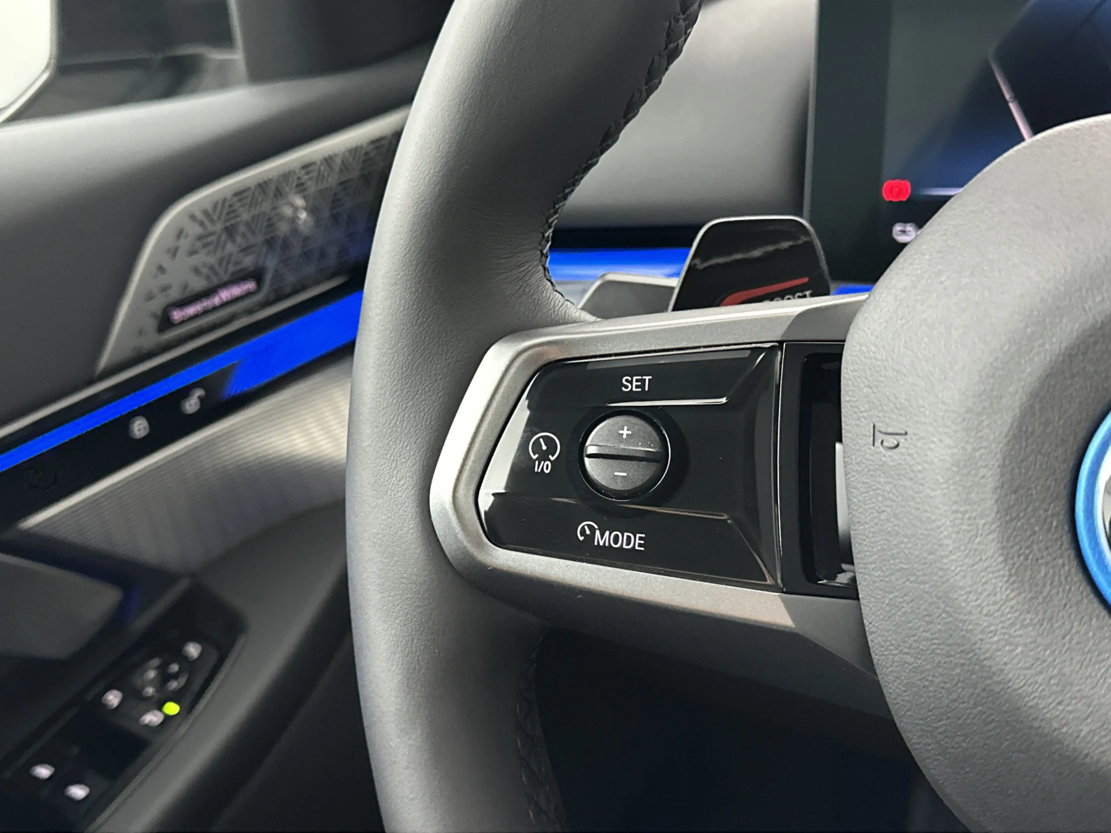 BMW i5 Touring eDrive40 M Sport Edition 84 kWh M-Sport Pr — photo 14