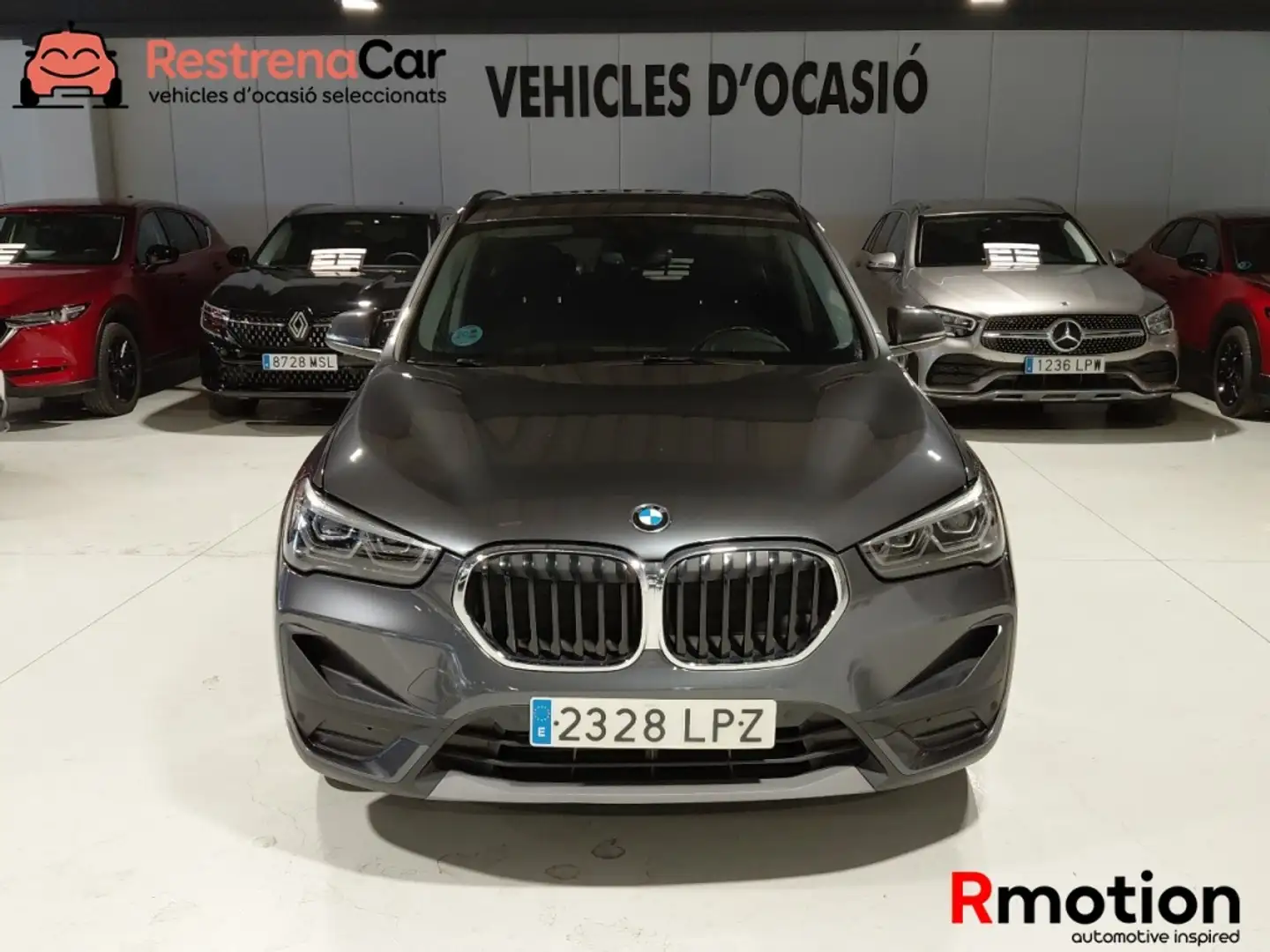 BMW X1 sDrive 18iA Gris - 2