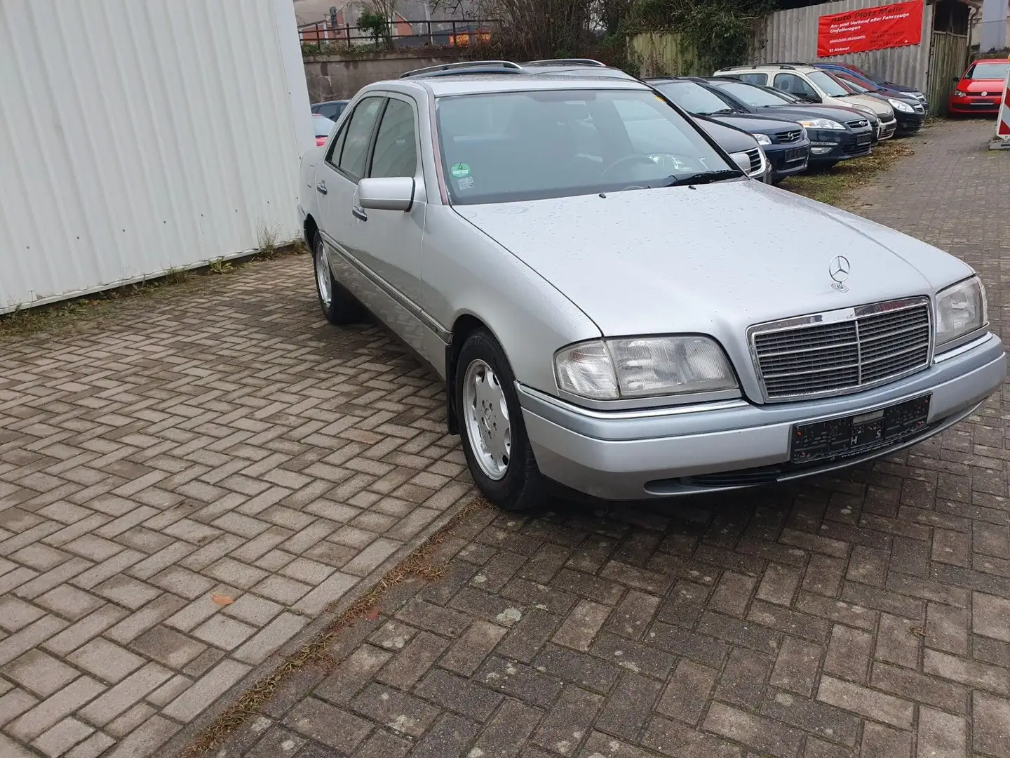 Mercedes-Benz C 220 Elegance, Automatik, Klima, 2 Hand TÜV neu Argento - 1