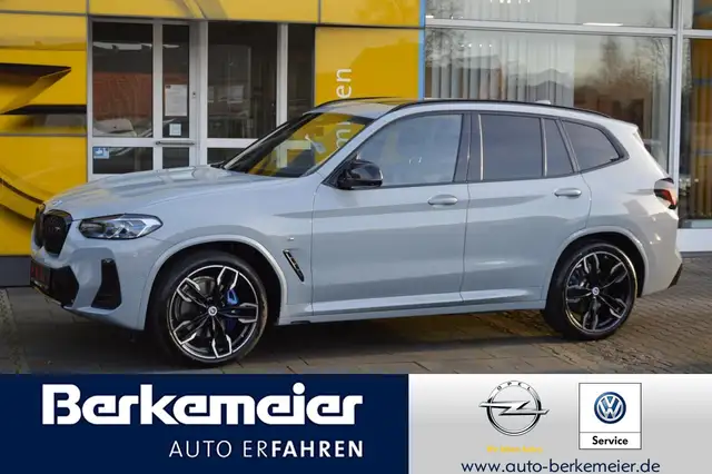 BMW X3 M 40i/Leder/Pano/AHK/Laser/adap.Fahrw./HUD/Live-Cock