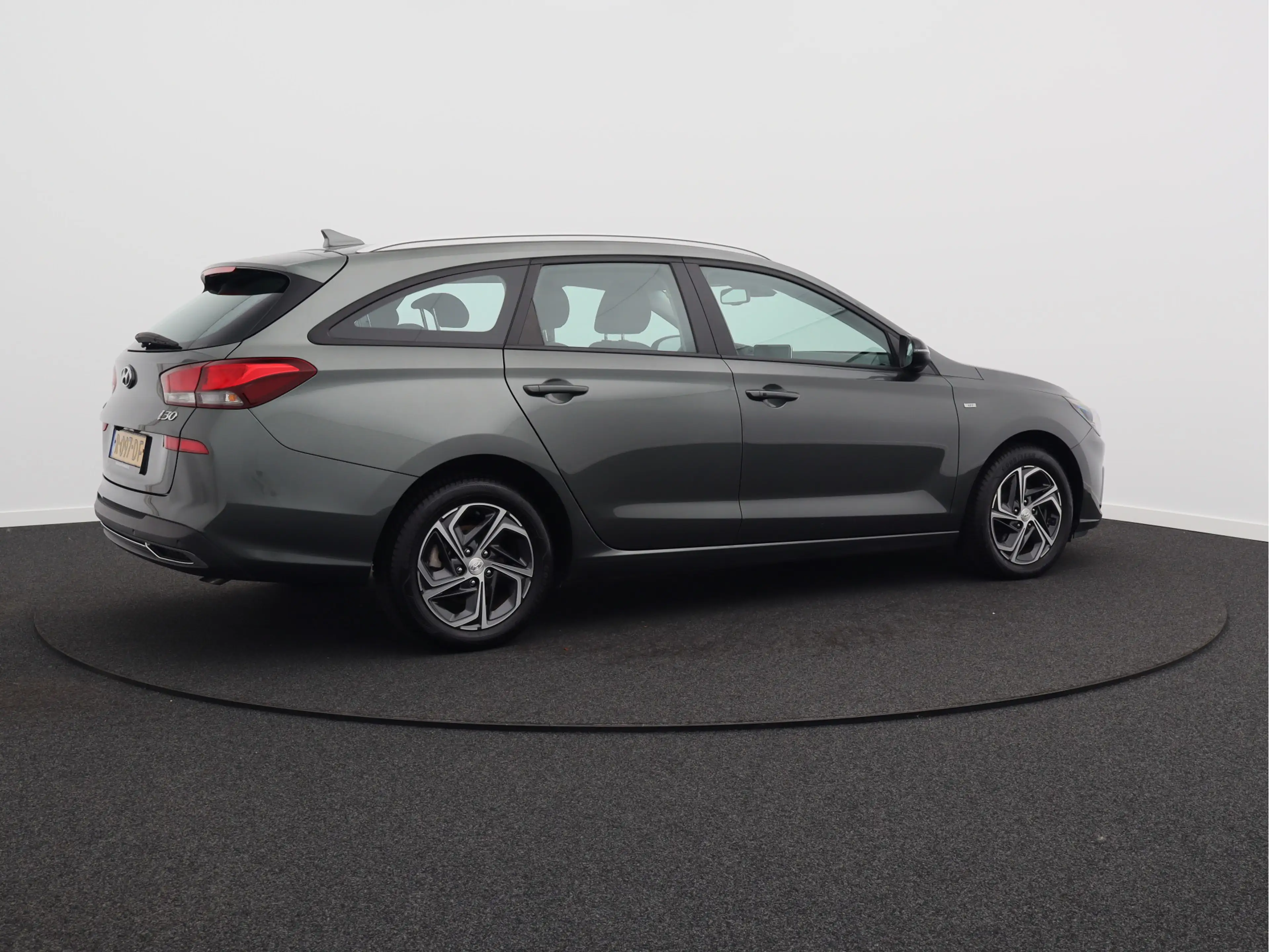 Hyundai i30 Wagon 1.0 T-GDi MHEV Comfort Smart/ lage km/ zeer — photo 18