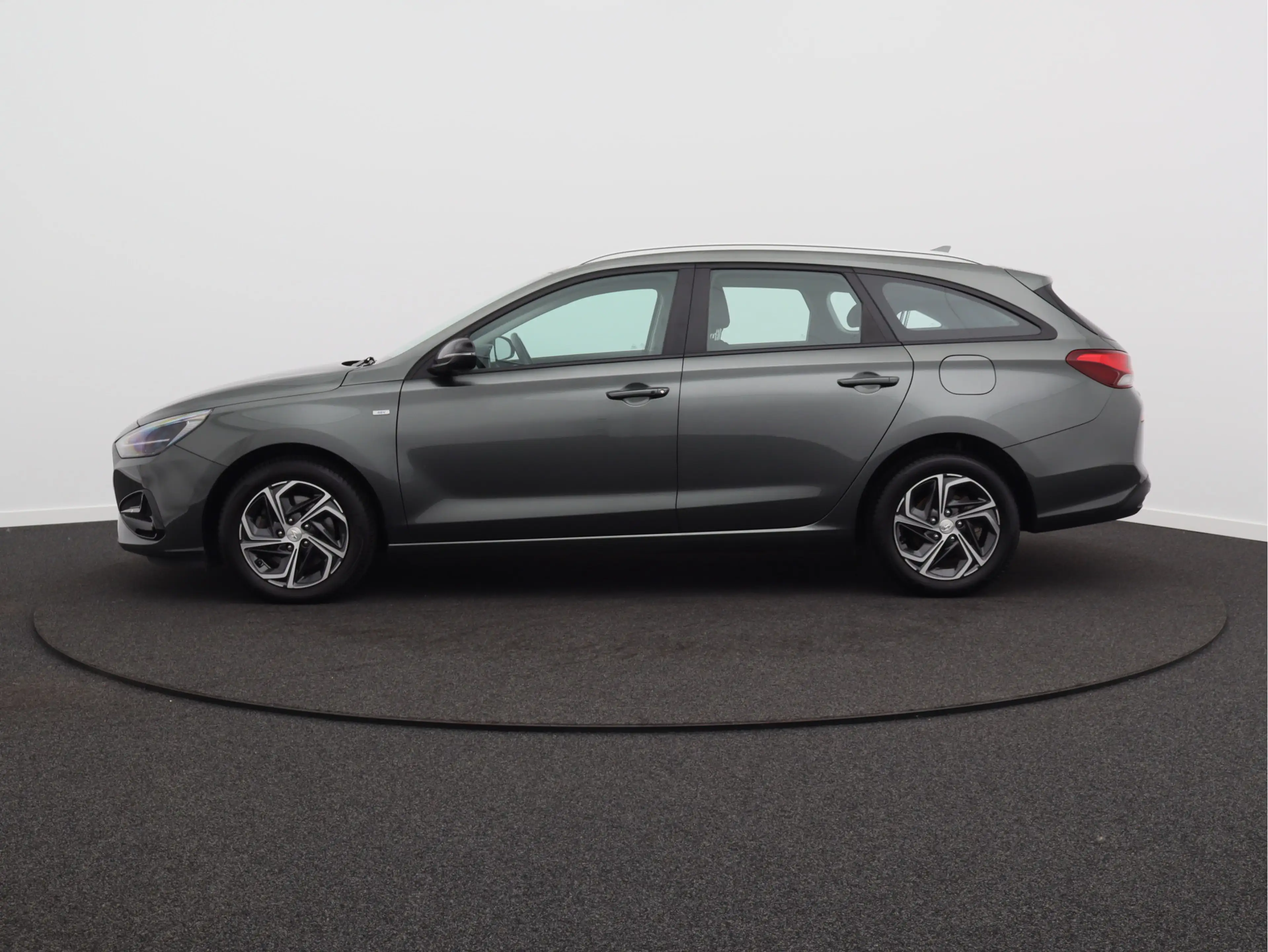 Hyundai i30 Wagon 1.0 T-GDi MHEV Comfort Smart/ lage km/ zeer — photo 11